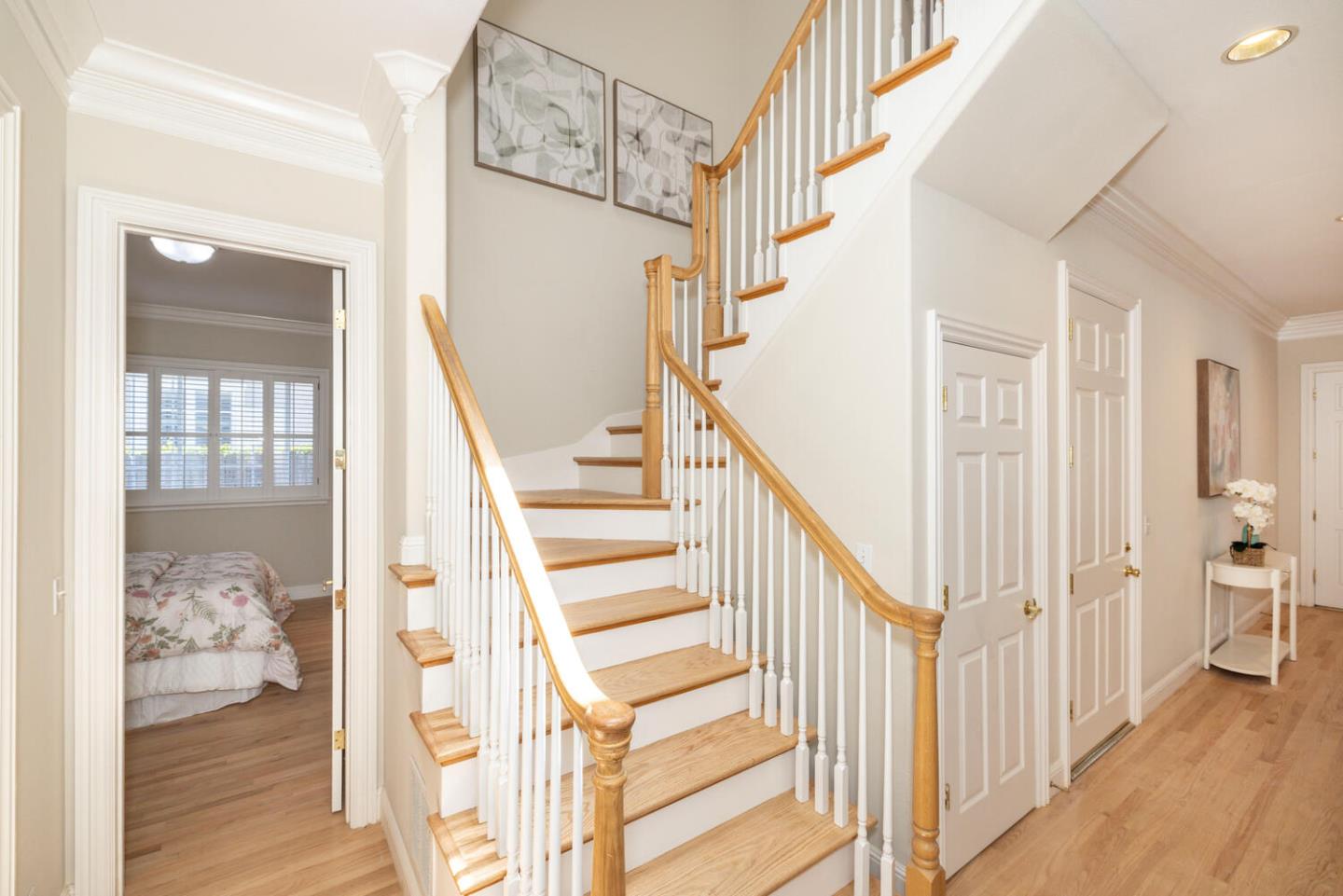 Detail Gallery Image 23 of 52 For 1536 Bernal Ave, Burlingame,  CA 94010 - 5 Beds | 4/1 Baths