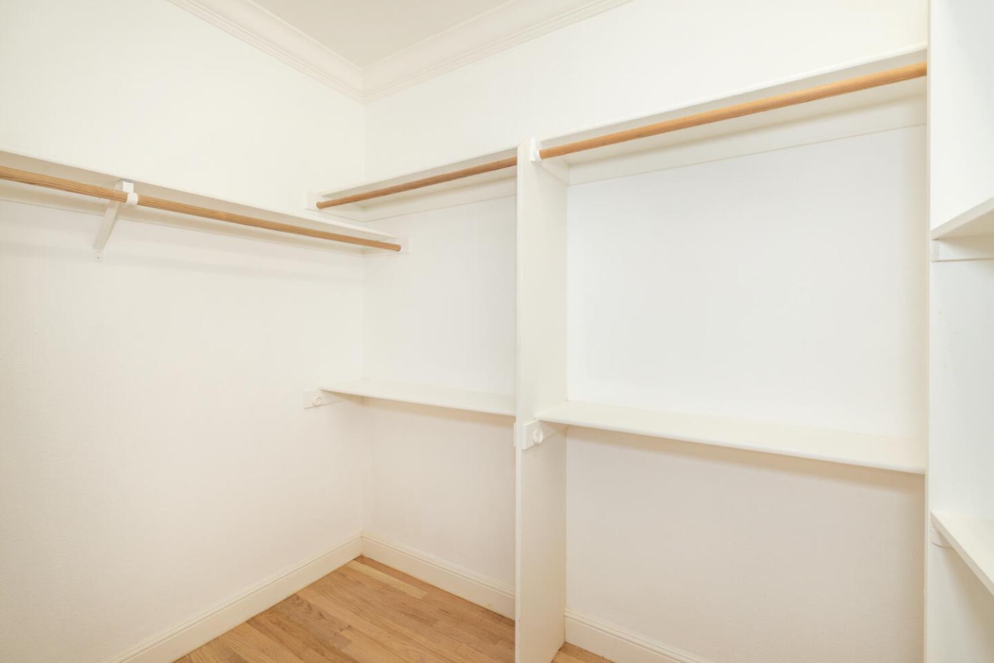 Detail Gallery Image 29 of 52 For 1536 Bernal Ave, Burlingame,  CA 94010 - 5 Beds | 4/1 Baths