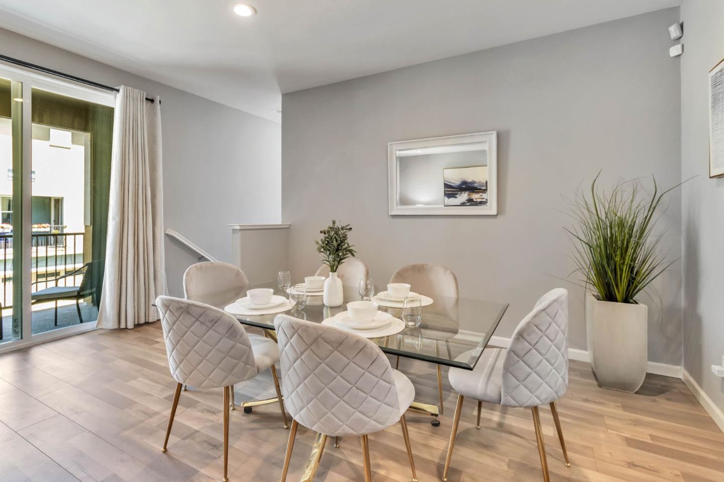 Detail Gallery Image 14 of 53 For 1490 Coyote Creek Way, Milpitas,  CA 95035 - 3 Beds | 2/1 Baths