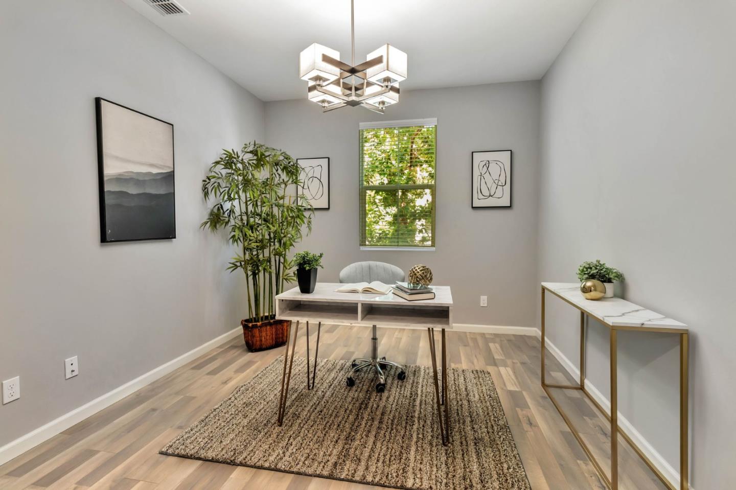 Detail Gallery Image 16 of 53 For 1490 Coyote Creek Way, Milpitas,  CA 95035 - 3 Beds | 2/1 Baths