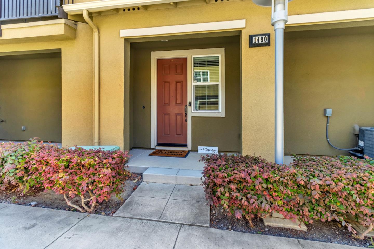 Detail Gallery Image 2 of 53 For 1490 Coyote Creek Way, Milpitas,  CA 95035 - 3 Beds | 2/1 Baths