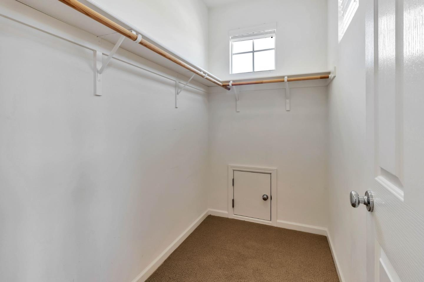 Detail Gallery Image 26 of 53 For 1490 Coyote Creek Way, Milpitas,  CA 95035 - 3 Beds | 2/1 Baths