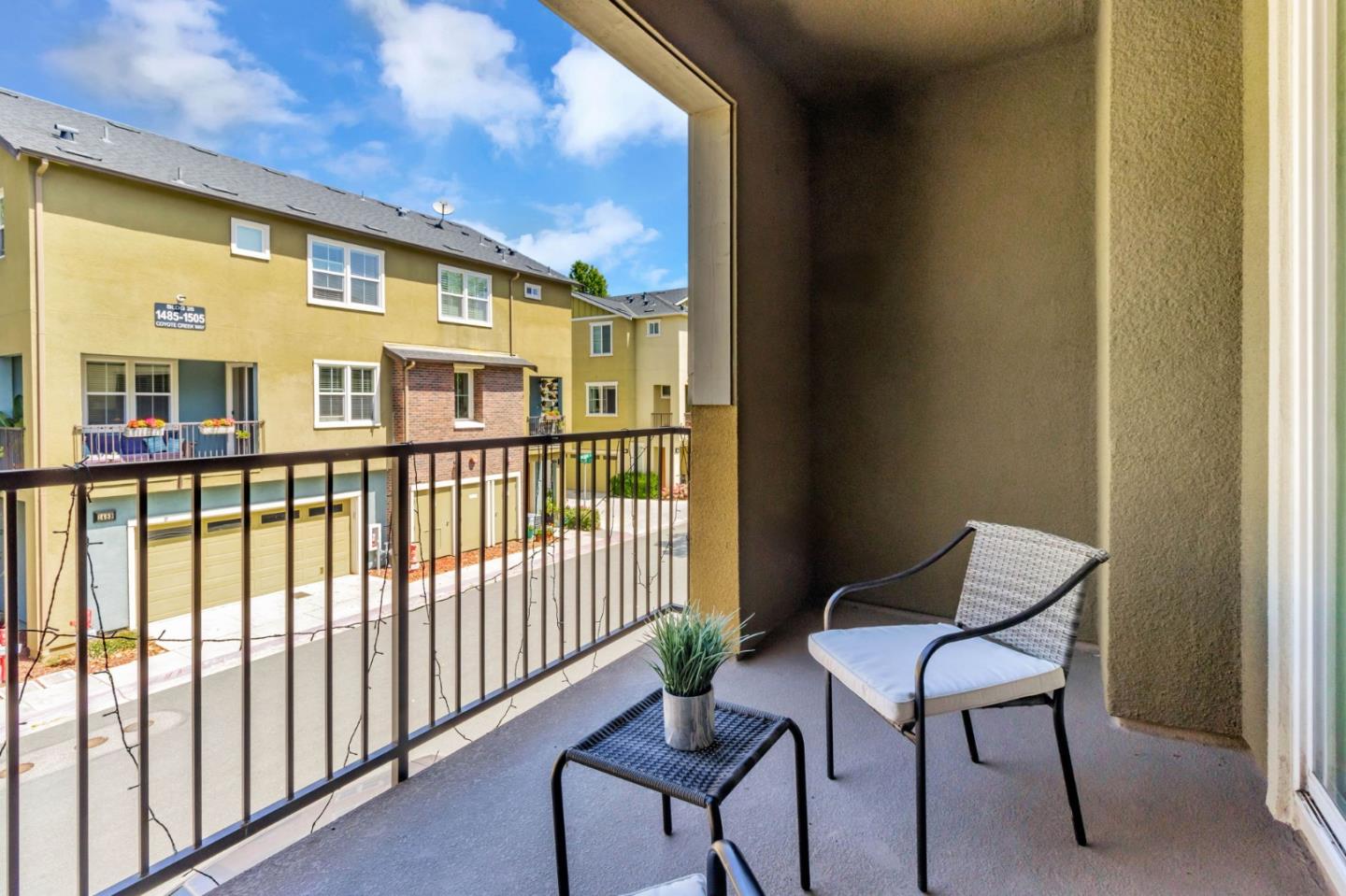 Detail Gallery Image 35 of 53 For 1490 Coyote Creek Way, Milpitas,  CA 95035 - 3 Beds | 2/1 Baths