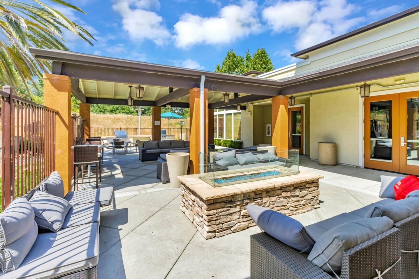 Detail Gallery Image 39 of 53 For 1490 Coyote Creek Way, Milpitas,  CA 95035 - 3 Beds | 2/1 Baths