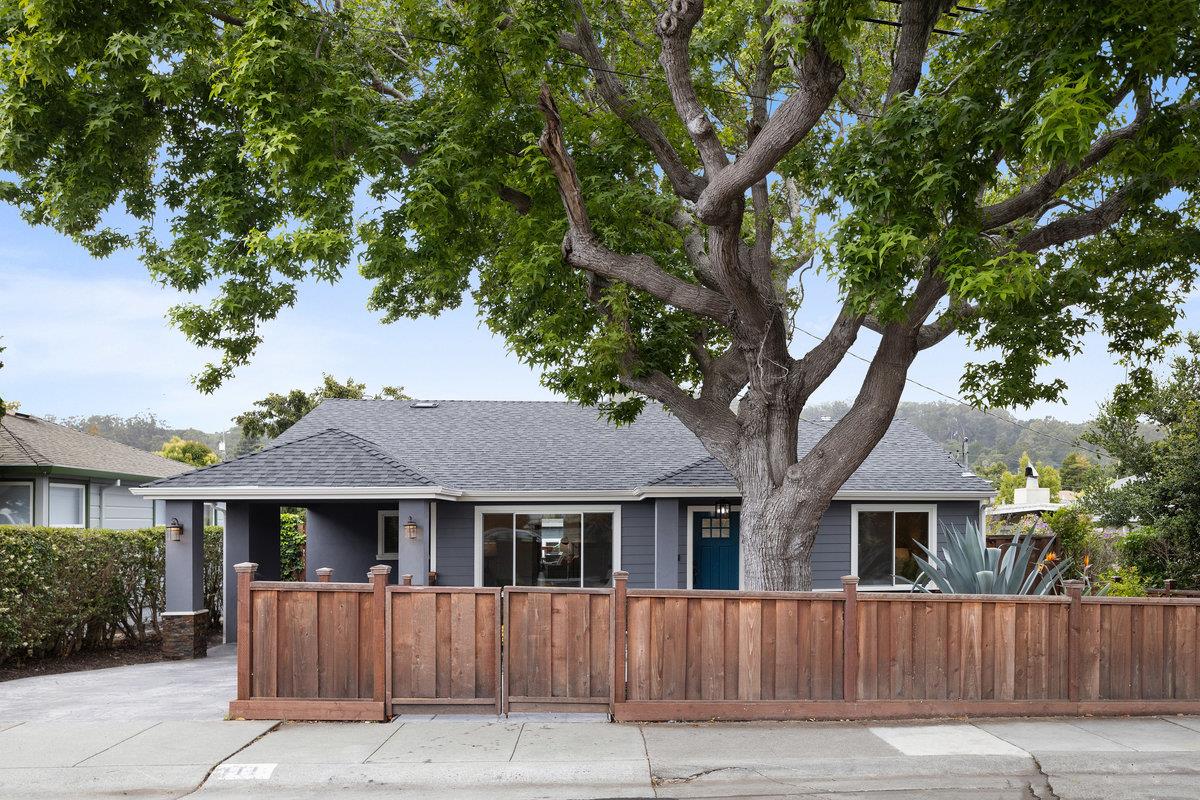 Detail Gallery Image 24 of 26 For 111 De Soto Way, San Bruno,  CA 94066 - 3 Beds | 2/1 Baths
