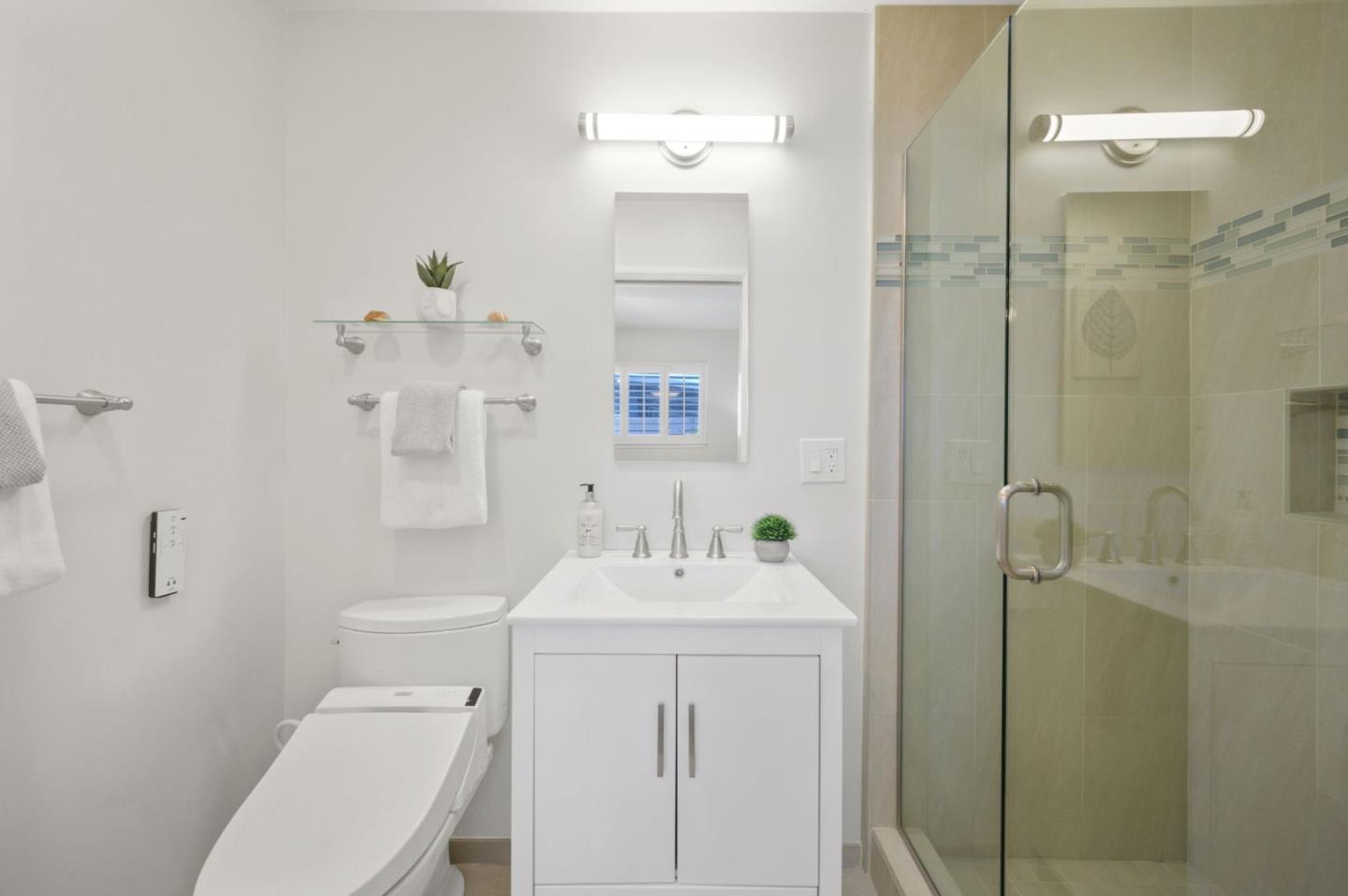 Detail Gallery Image 25 of 43 For 2271 Aram Ave, San Jose,  CA 95128 - 3 Beds | 2 Baths