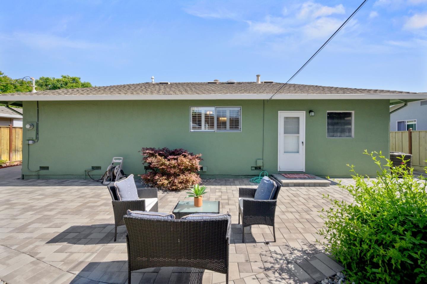 Detail Gallery Image 35 of 43 For 2271 Aram Ave, San Jose,  CA 95128 - 3 Beds | 2 Baths
