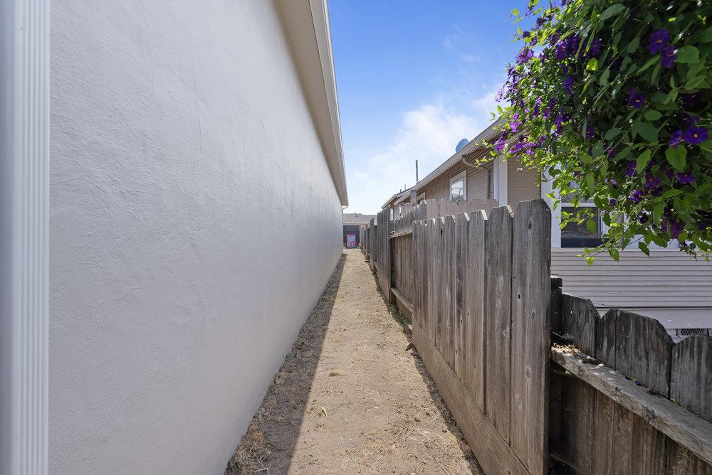Detail Gallery Image 10 of 14 For 226 Riverside Dr, Watsonville,  CA 95076 - – Beds | – Baths