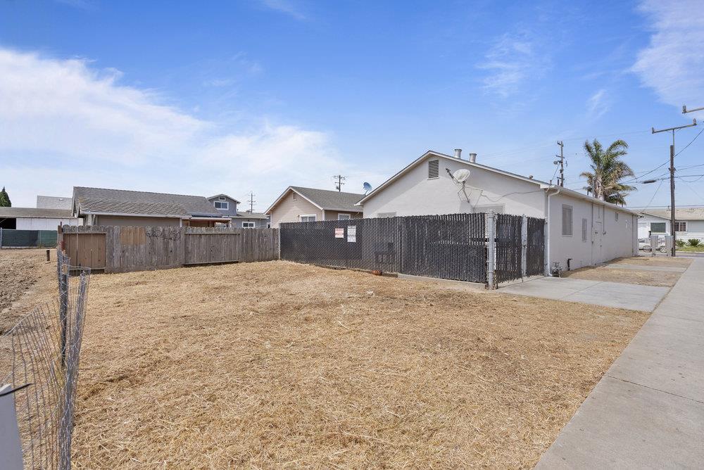 Detail Gallery Image 9 of 14 For 226 Riverside Dr, Watsonville,  CA 95076 - – Beds | – Baths