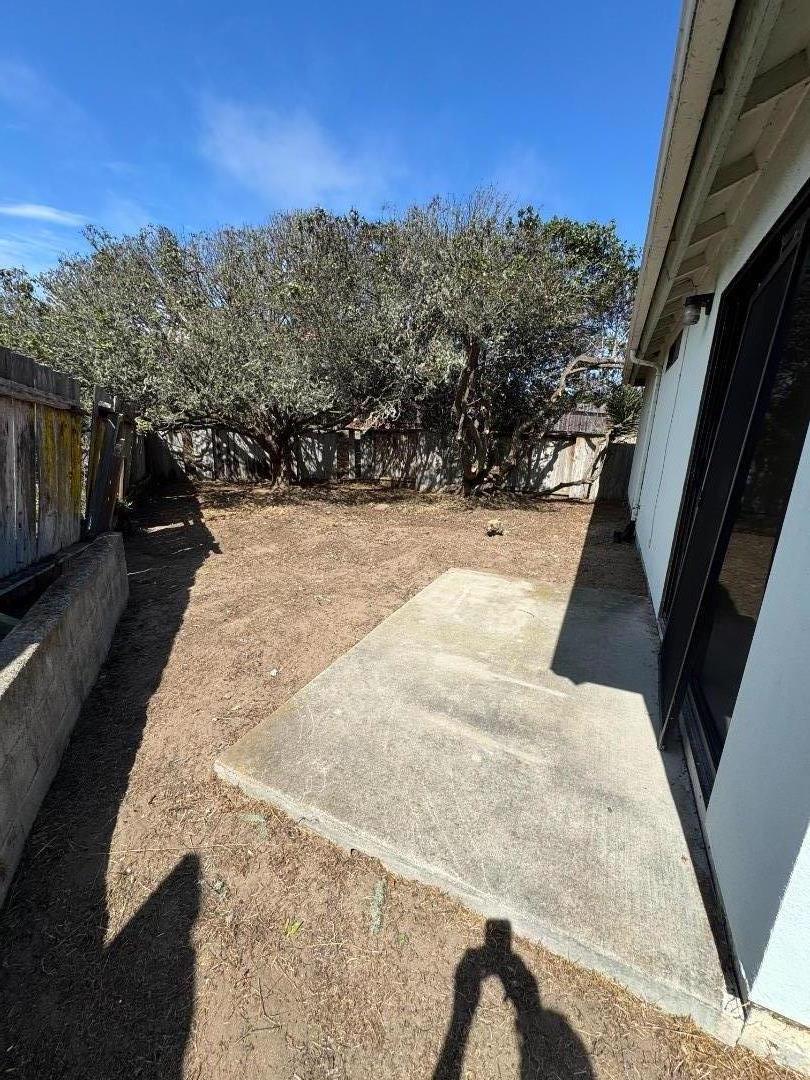 Detail Gallery Image 19 of 21 For 162 Linde Cir, Marina,  CA 93933 - 3 Beds | 2 Baths