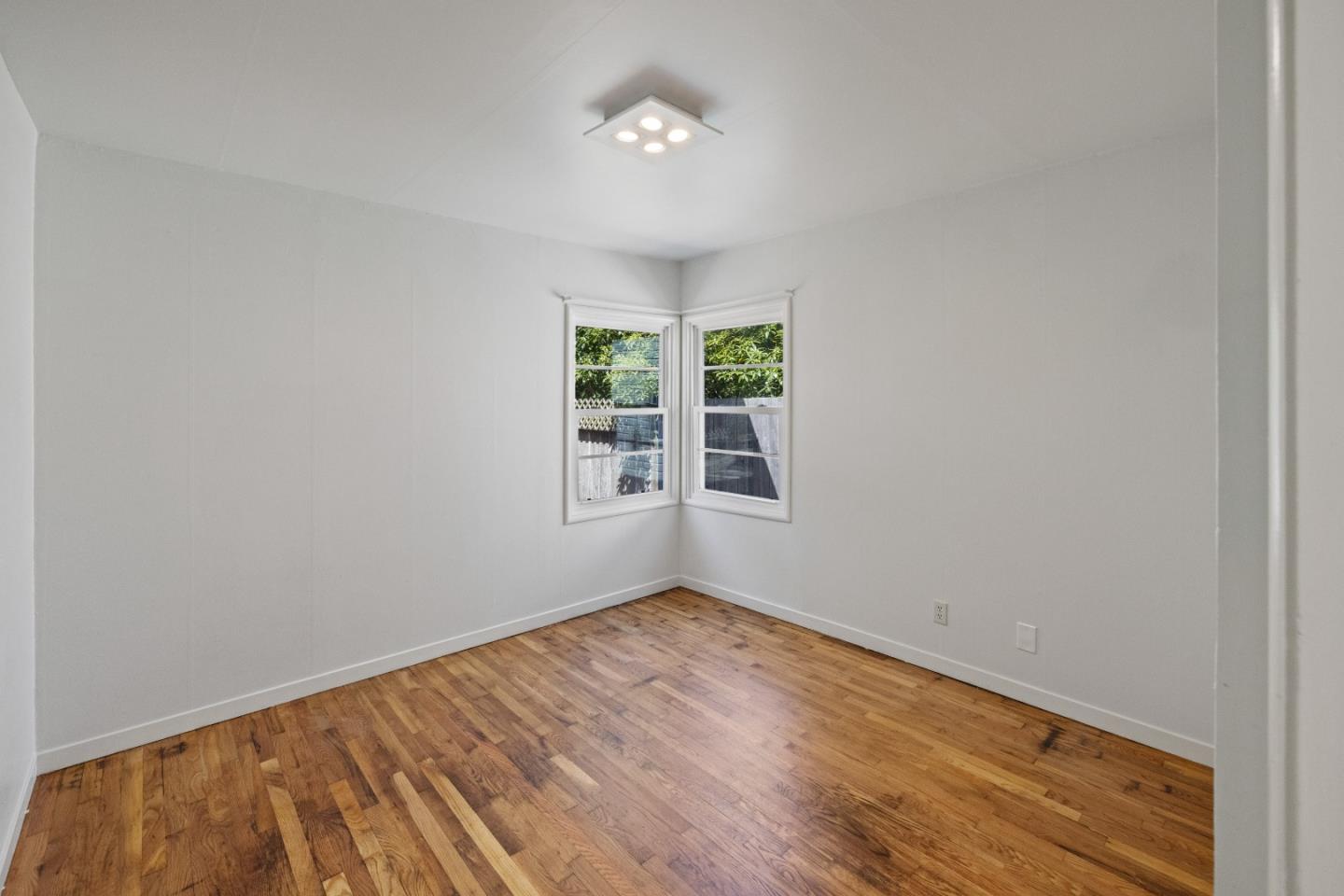 Detail Gallery Image 18 of 35 For 954 Seapalm Ave, Pacific Grove,  CA 93950 - 3 Beds | 1 Baths