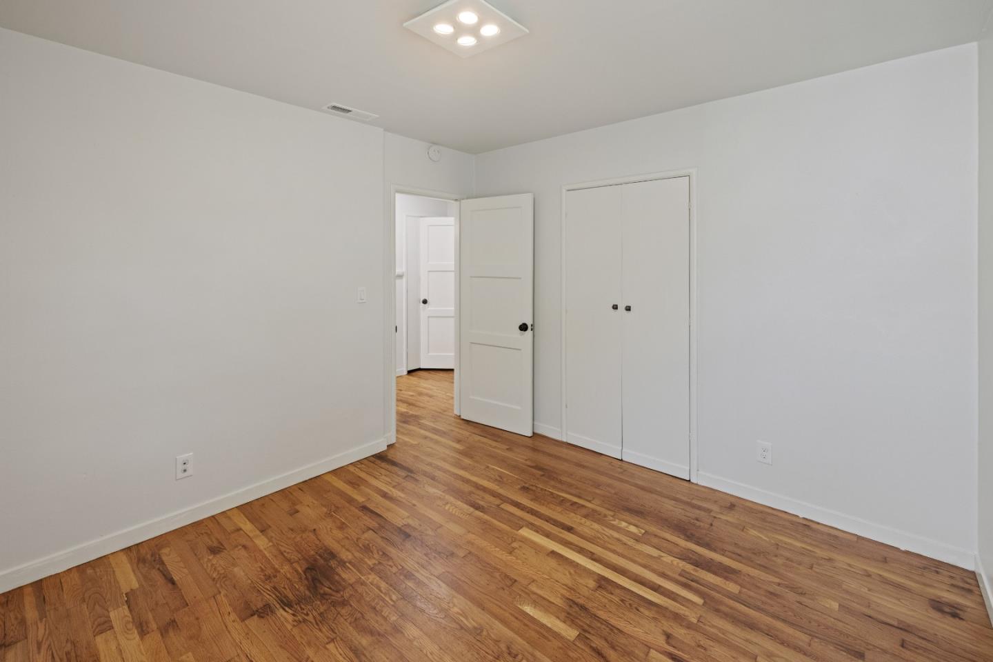 Detail Gallery Image 19 of 35 For 954 Seapalm Ave, Pacific Grove,  CA 93950 - 3 Beds | 1 Baths