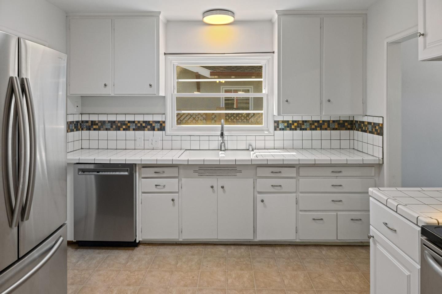 Detail Gallery Image 9 of 35 For 954 Seapalm Ave, Pacific Grove,  CA 93950 - 3 Beds | 1 Baths