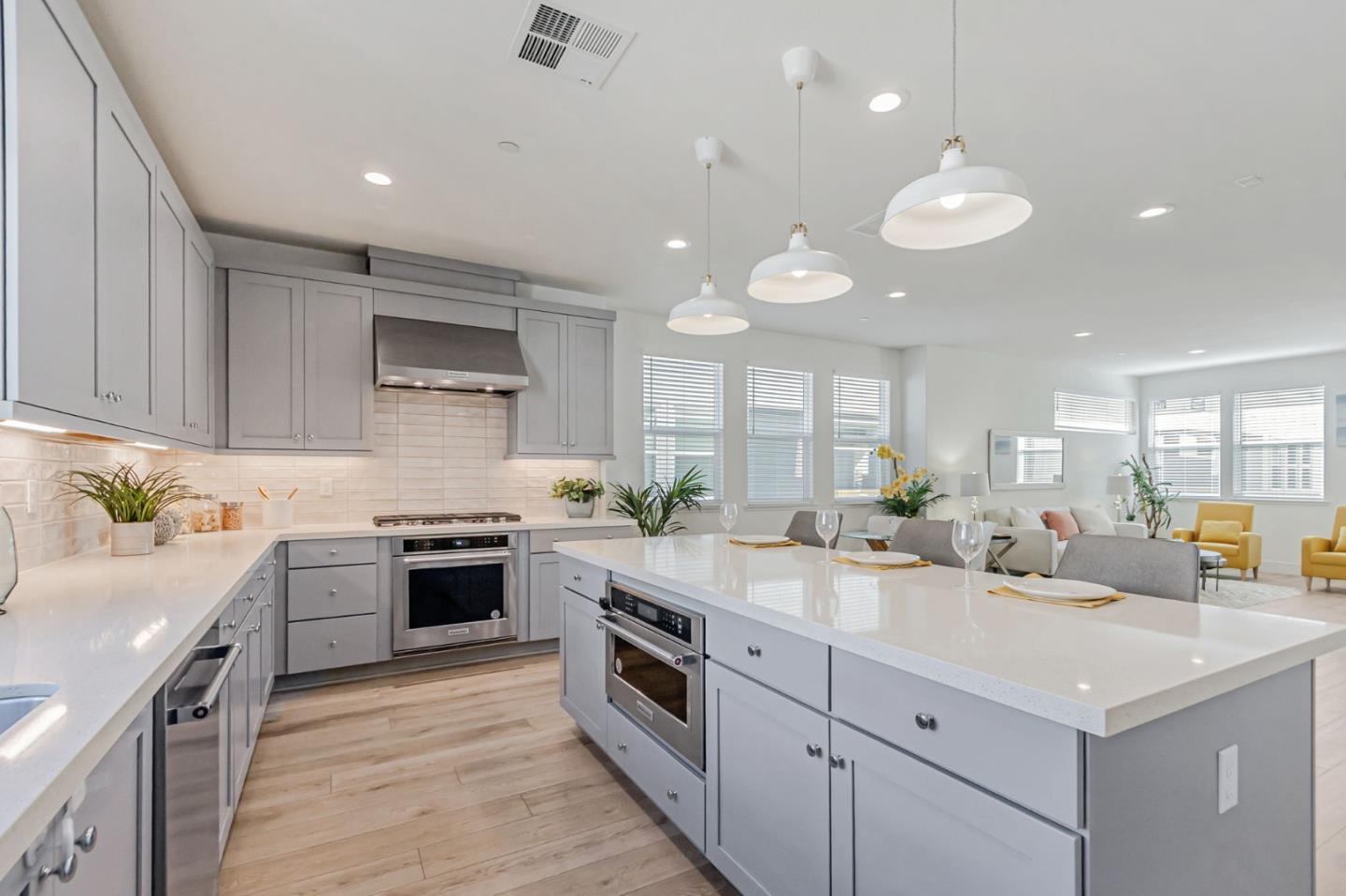 Detail Gallery Image 10 of 43 For 1809 Joshua Tree Cir, Milpitas,  CA 95035 - 4 Beds | 2/2 Baths