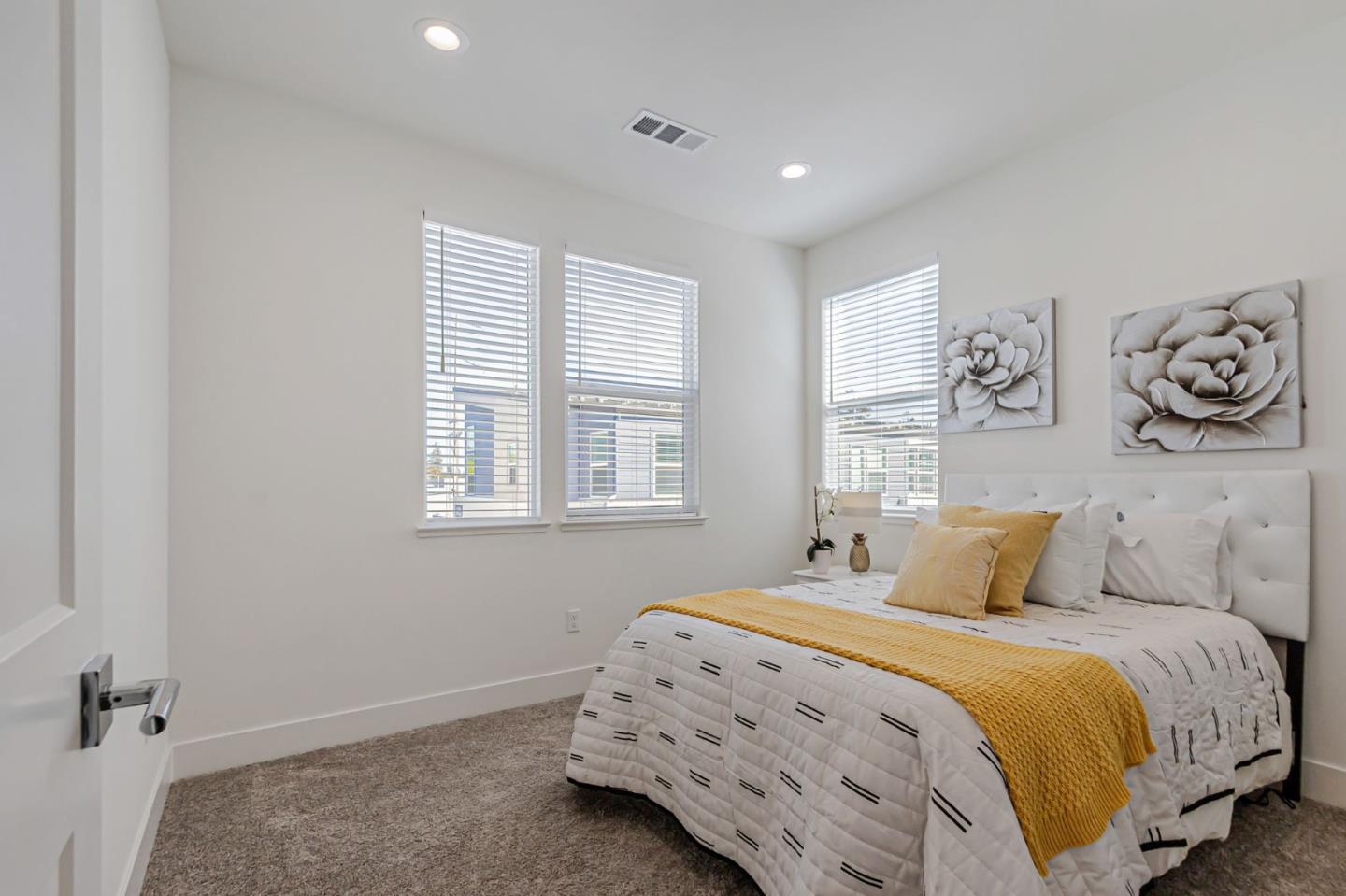 Detail Gallery Image 19 of 43 For 1809 Joshua Tree Cir, Milpitas,  CA 95035 - 4 Beds | 2/2 Baths