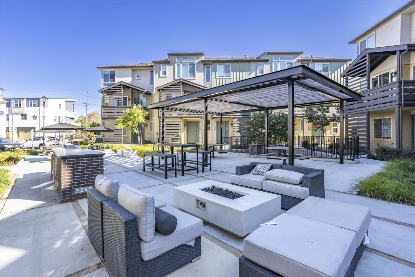 Detail Gallery Image 42 of 43 For 1809 Joshua Tree Cir, Milpitas,  CA 95035 - 4 Beds | 2/2 Baths