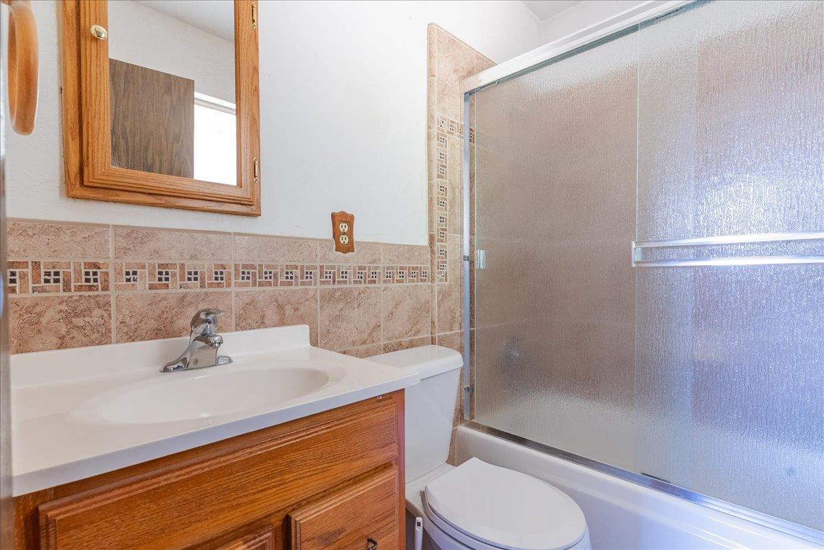 Detail Gallery Image 26 of 39 For 290 Ranchito Dr, Hollister,  CA 95023 - 3 Beds | 2 Baths