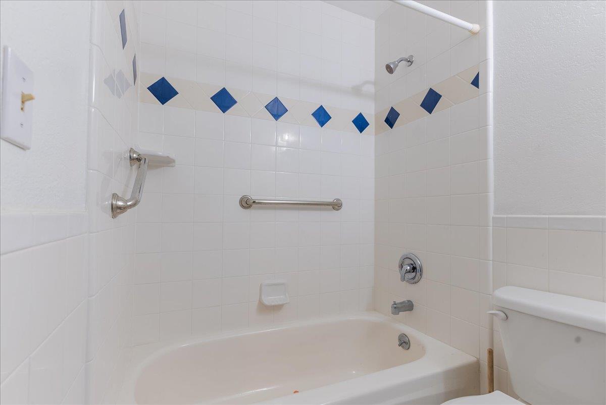Detail Gallery Image 28 of 39 For 290 Ranchito Dr, Hollister,  CA 95023 - 3 Beds | 2 Baths