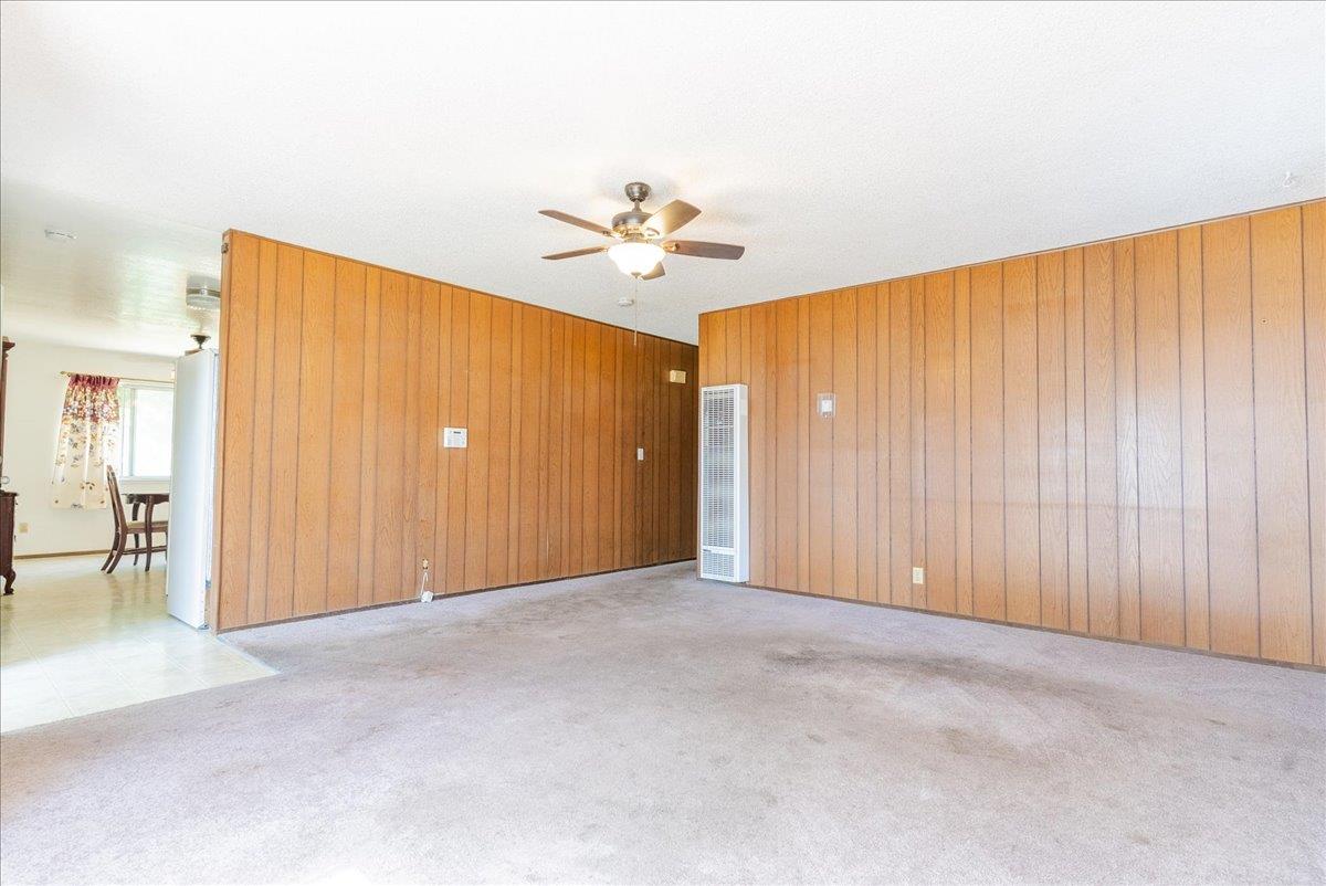 Detail Gallery Image 4 of 39 For 290 Ranchito Dr, Hollister,  CA 95023 - 3 Beds | 2 Baths