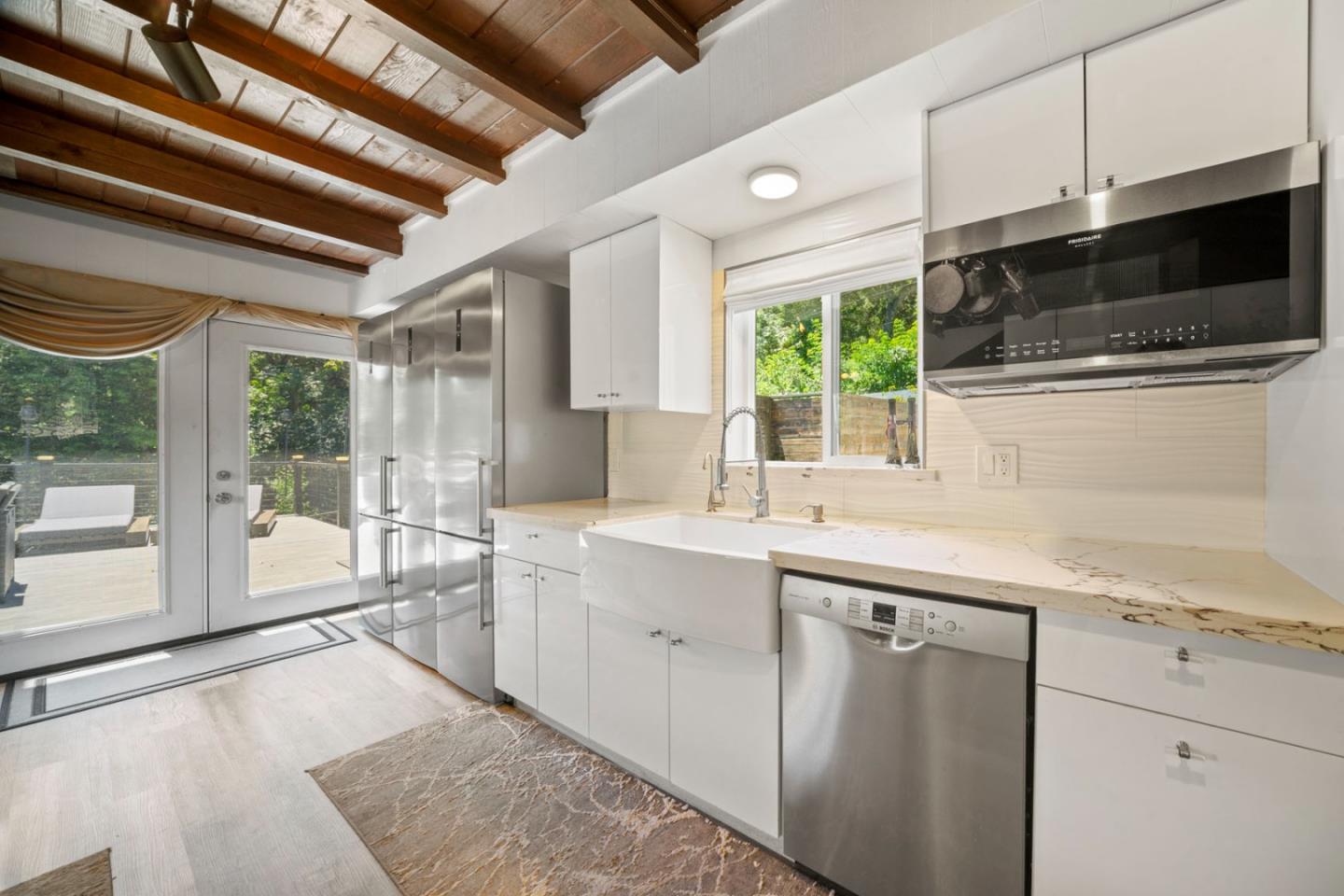 Detail Gallery Image 15 of 48 For 81 E Garzas Rd, Carmel Valley,  CA 93924 - 3 Beds | 3 Baths