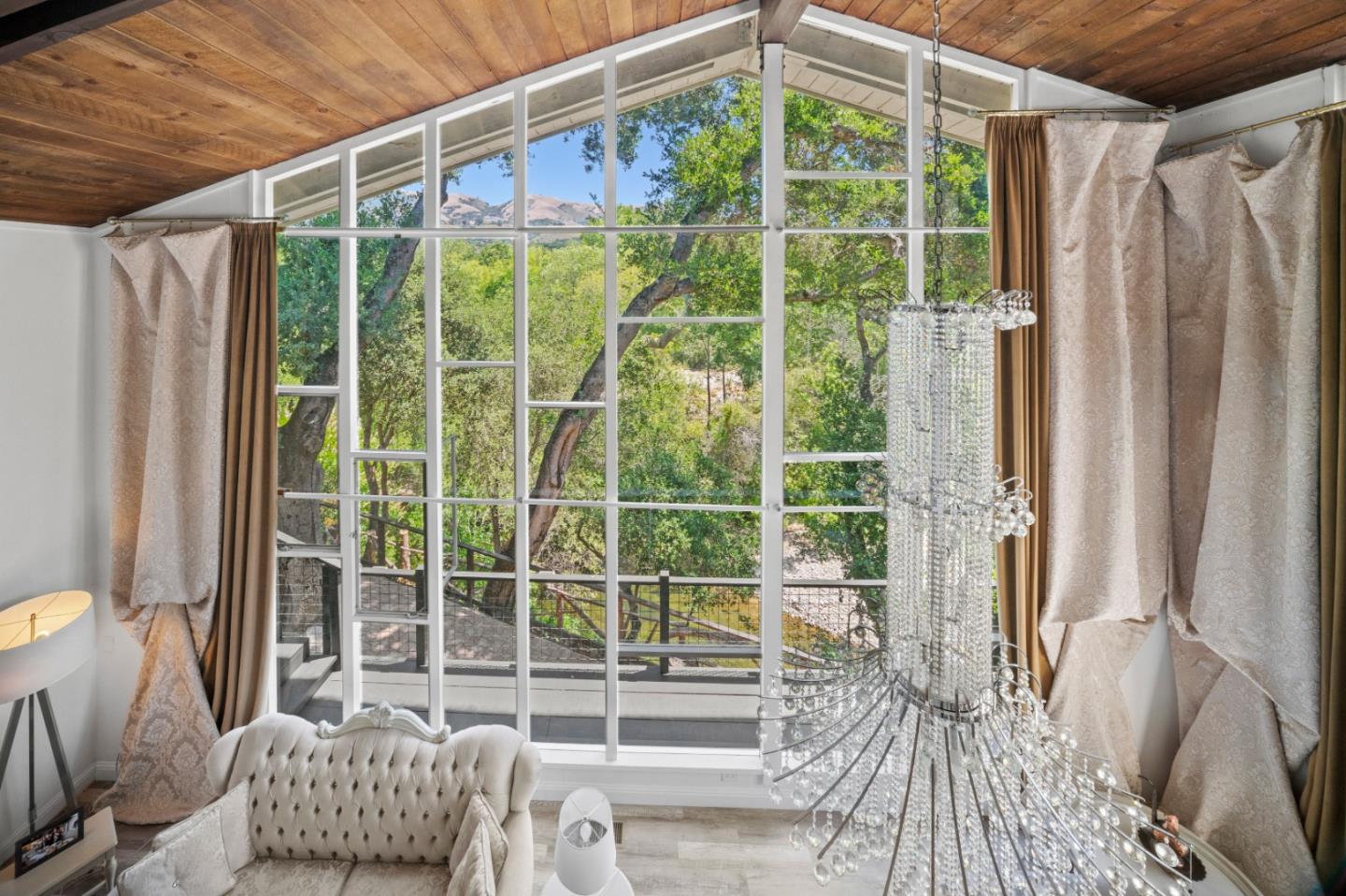 Detail Gallery Image 21 of 48 For 81 E Garzas Rd, Carmel Valley,  CA 93924 - 3 Beds | 3 Baths