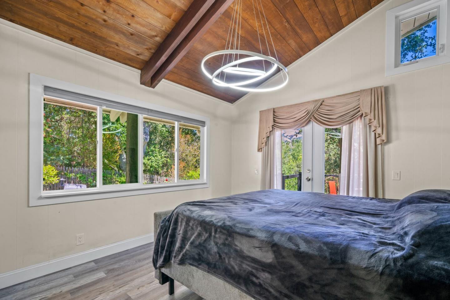 Detail Gallery Image 23 of 48 For 81 E Garzas Rd, Carmel Valley,  CA 93924 - 3 Beds | 3 Baths