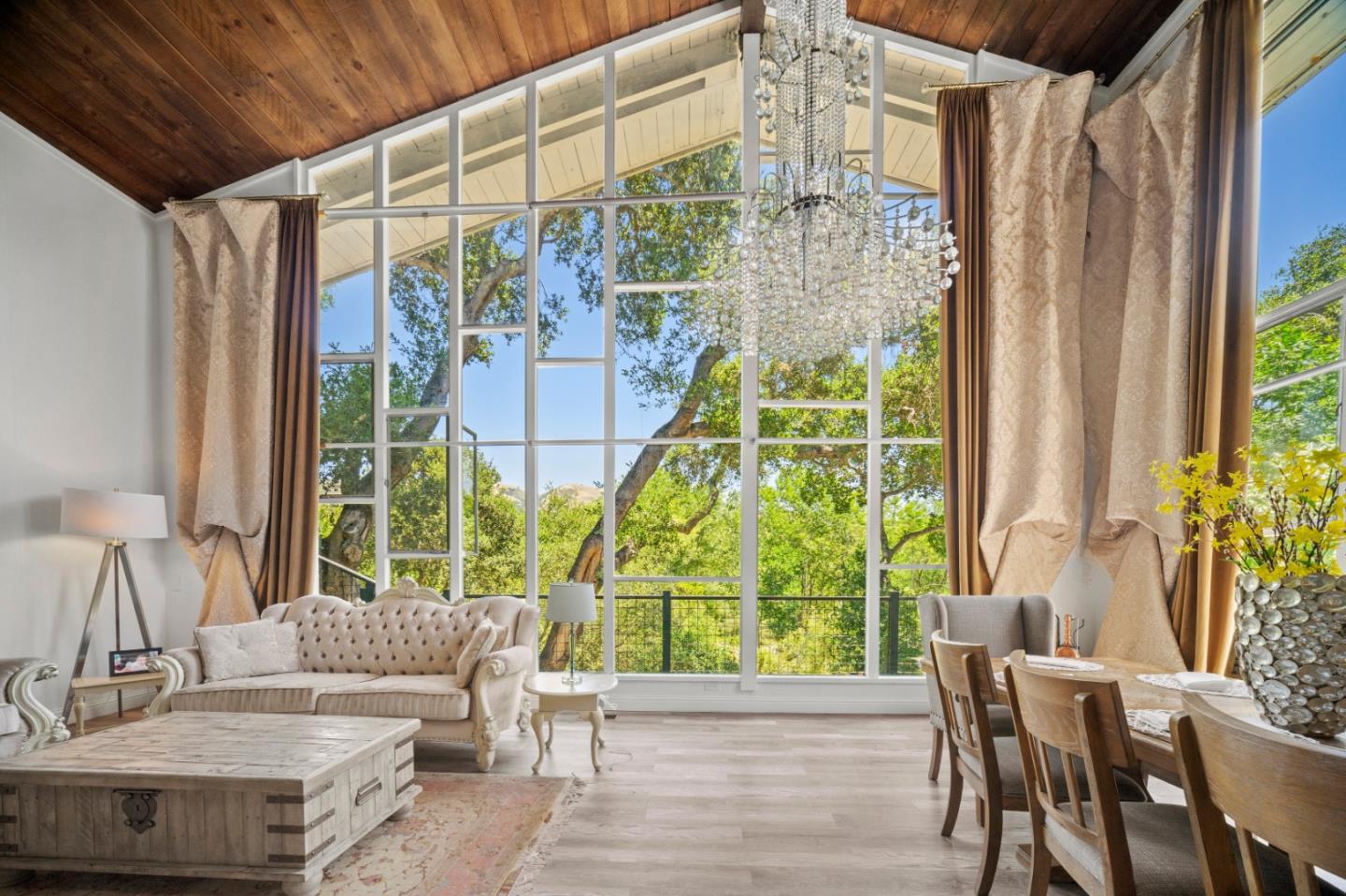 Detail Gallery Image 7 of 48 For 81 E Garzas Rd, Carmel Valley,  CA 93924 - 3 Beds | 3 Baths