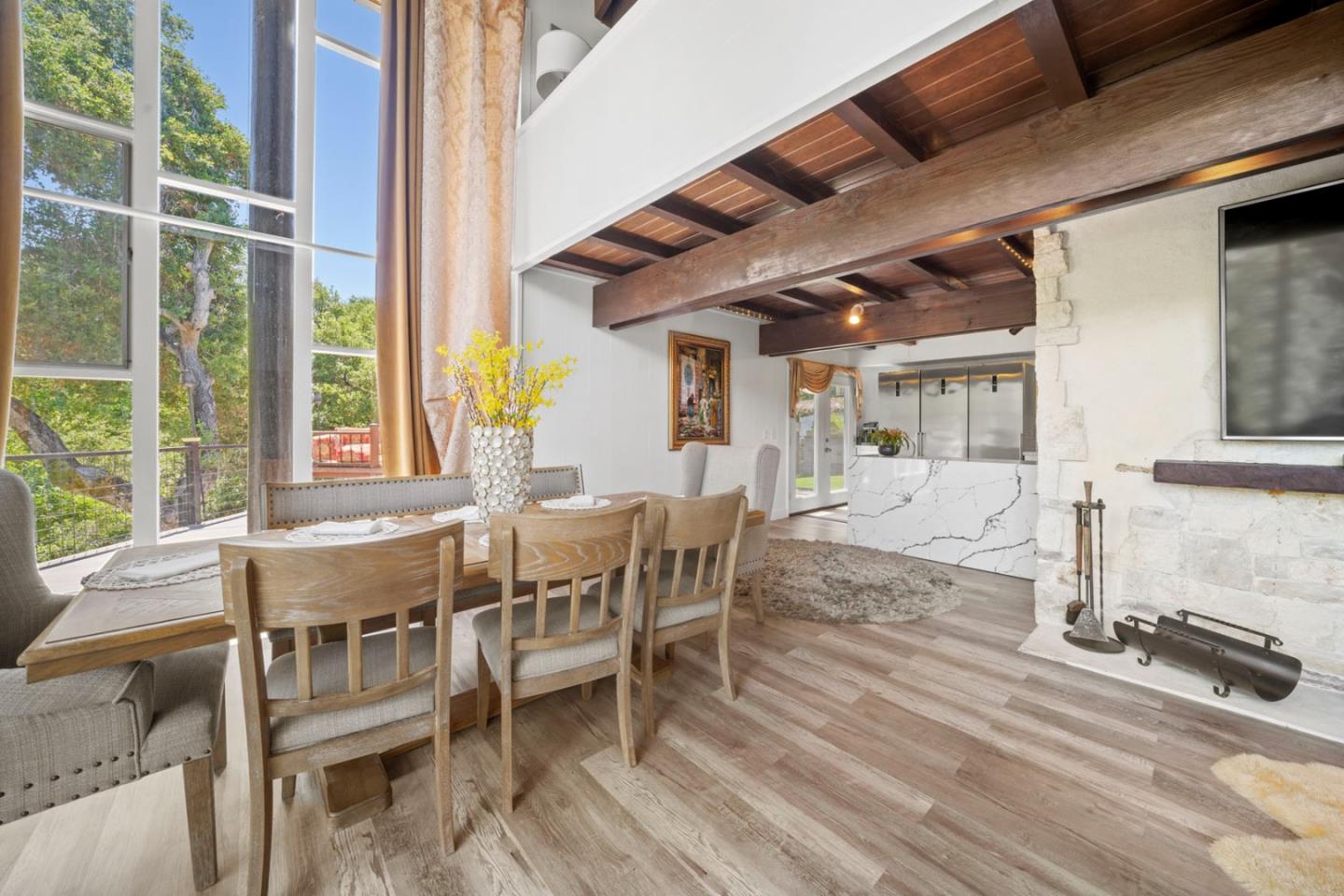 Detail Gallery Image 9 of 48 For 81 E Garzas Rd, Carmel Valley,  CA 93924 - 3 Beds | 3 Baths