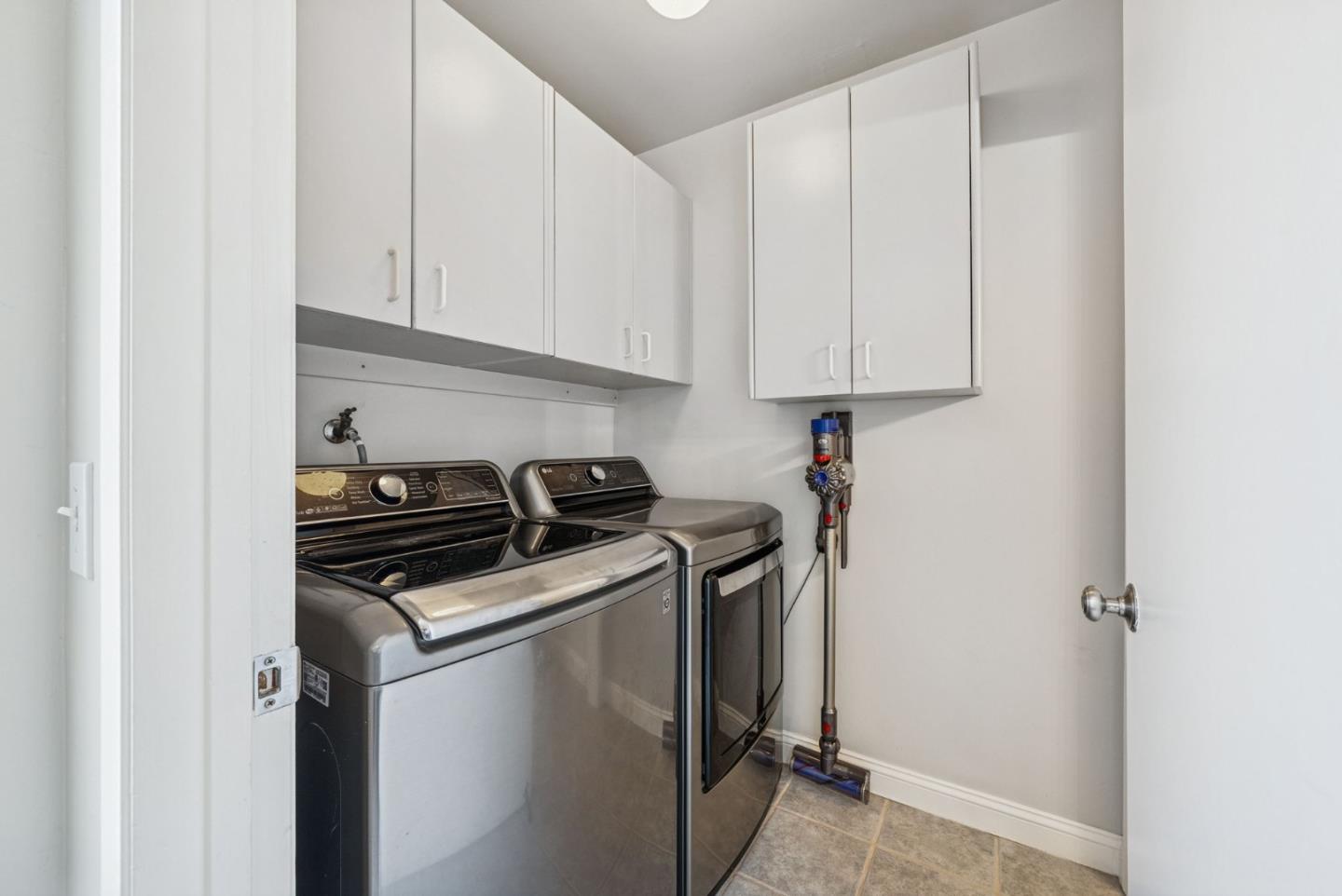 Detail Gallery Image 25 of 41 For 669 Division St, Campbell,  CA 95008 - 3 Beds | 2/1 Baths