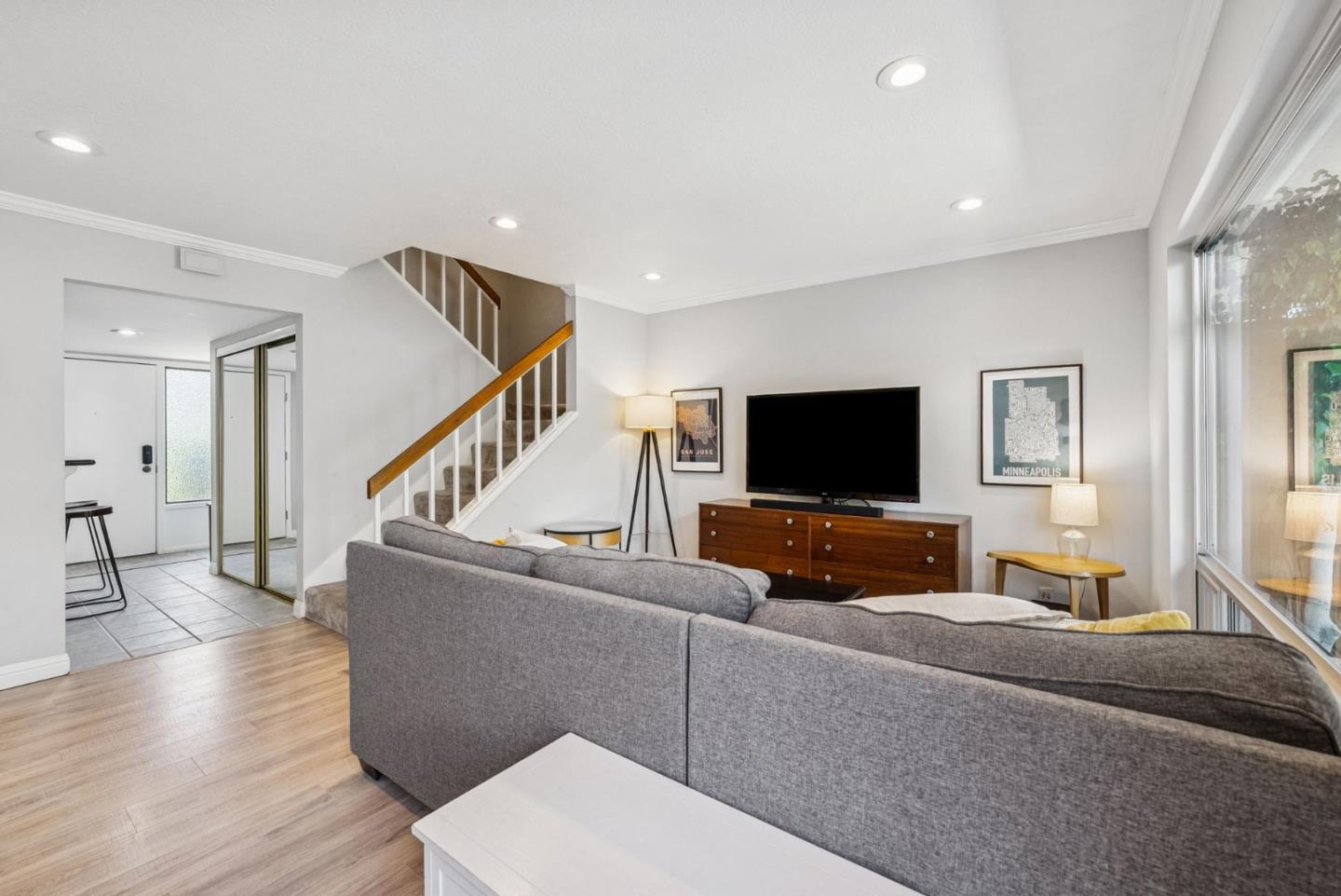 Detail Gallery Image 5 of 41 For 669 Division St, Campbell,  CA 95008 - 3 Beds | 2/1 Baths