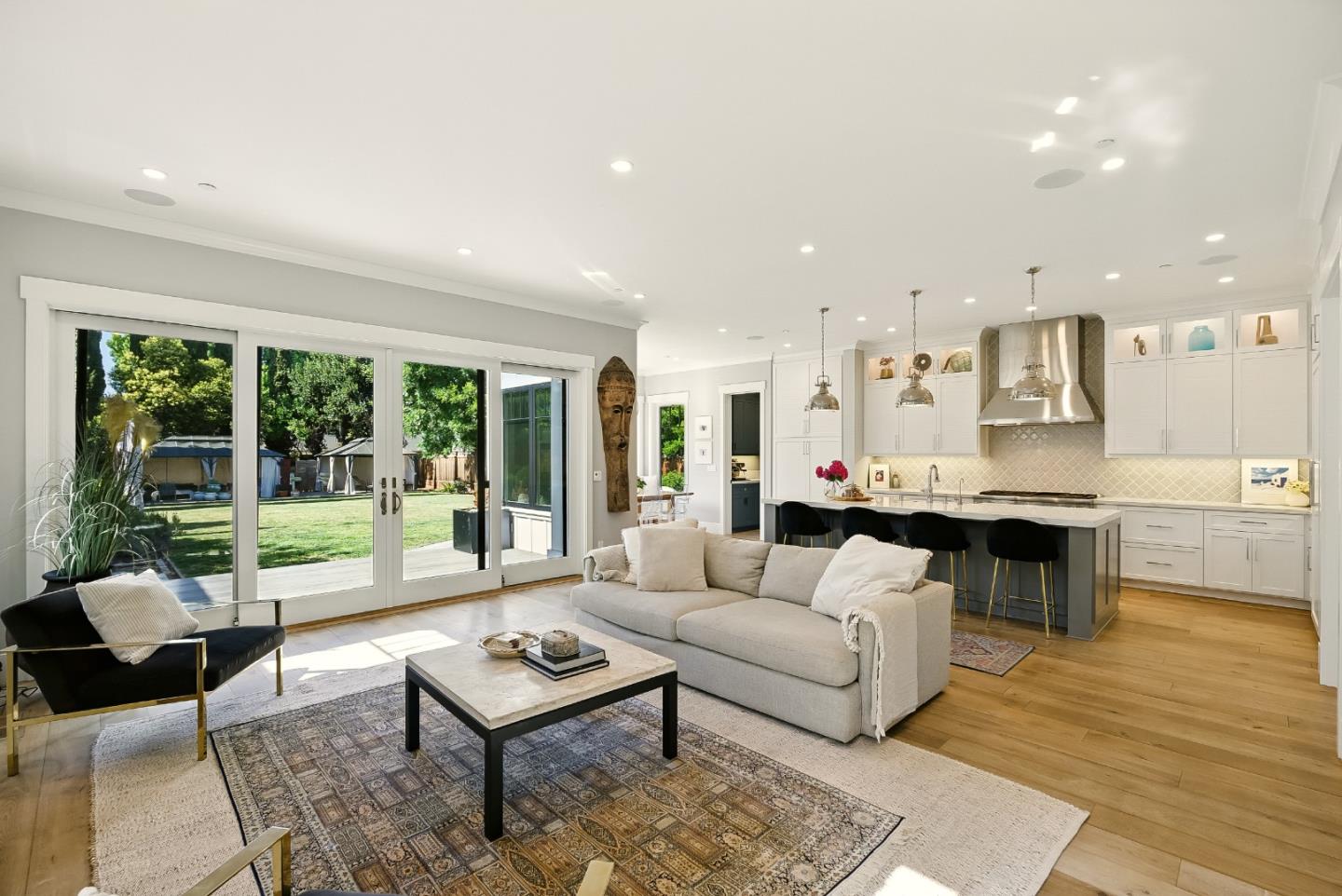 Detail Gallery Image 10 of 106 For 1549 Keesling Ave, San Jose,  CA 95125 - 6 Beds | 4/2 Baths