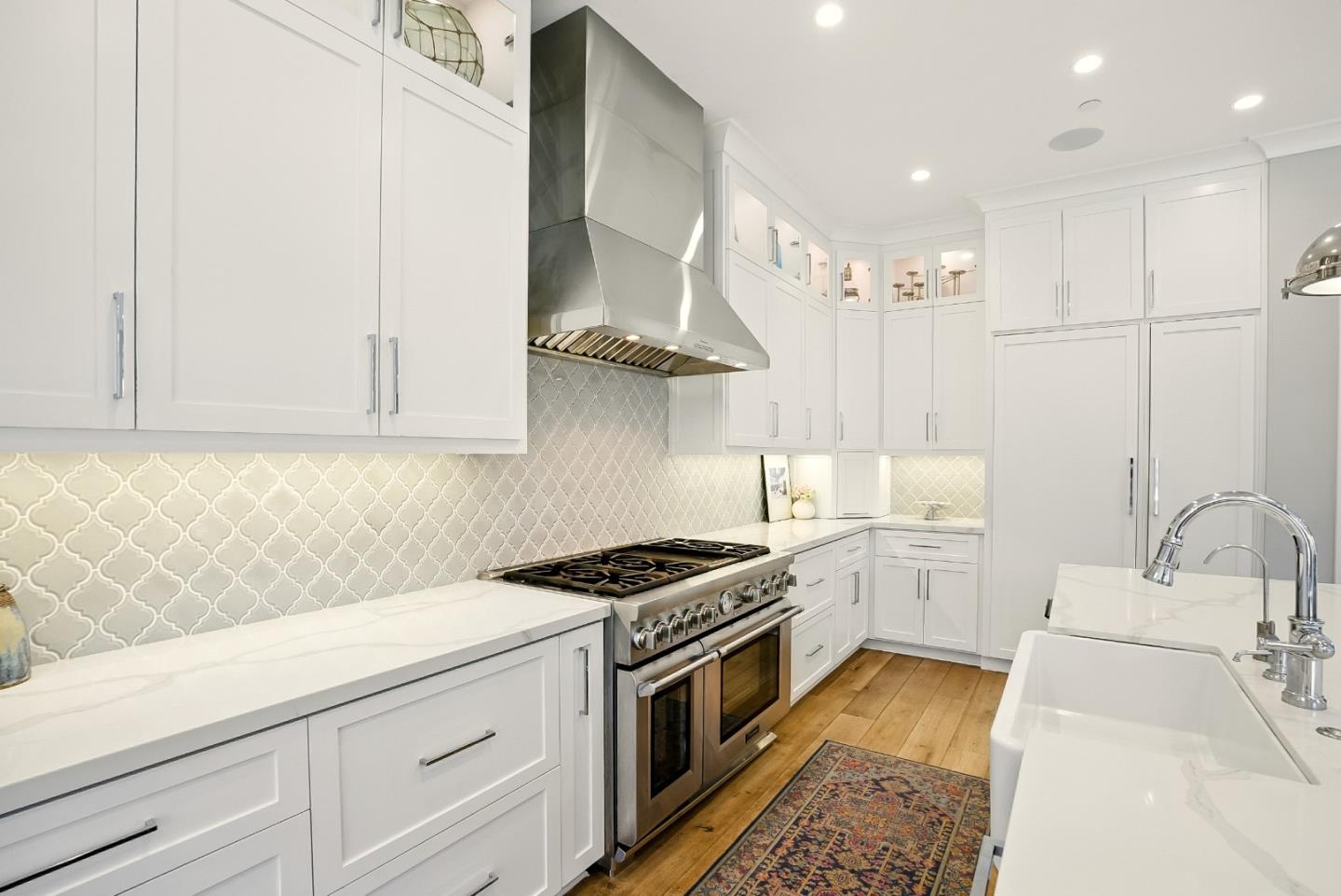 Detail Gallery Image 18 of 106 For 1549 Keesling Ave, San Jose,  CA 95125 - 6 Beds | 4/2 Baths