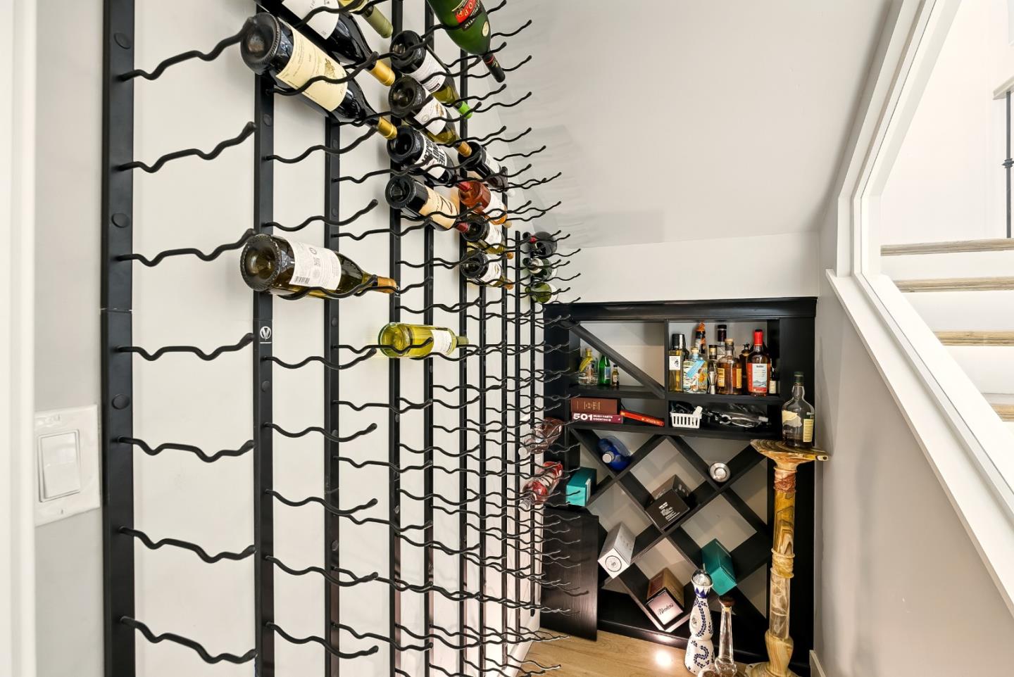 Detail Gallery Image 26 of 106 For 1549 Keesling Ave, San Jose,  CA 95125 - 6 Beds | 4/2 Baths