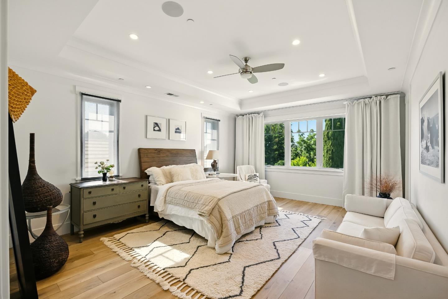 Detail Gallery Image 34 of 106 For 1549 Keesling Ave, San Jose,  CA 95125 - 6 Beds | 4/2 Baths
