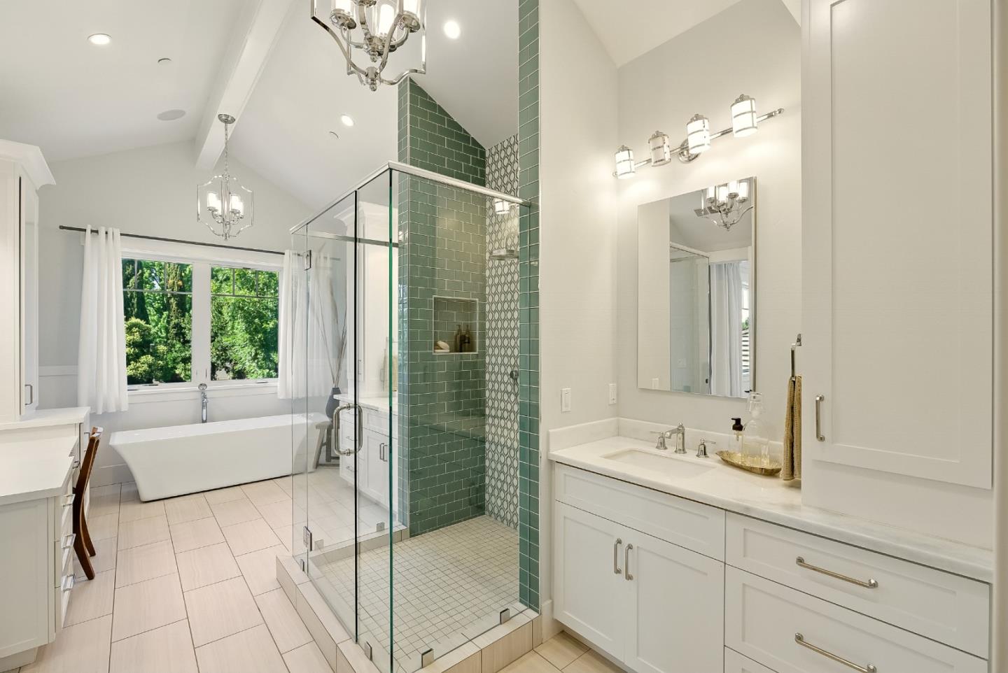 Detail Gallery Image 39 of 106 For 1549 Keesling Ave, San Jose,  CA 95125 - 6 Beds | 4/2 Baths