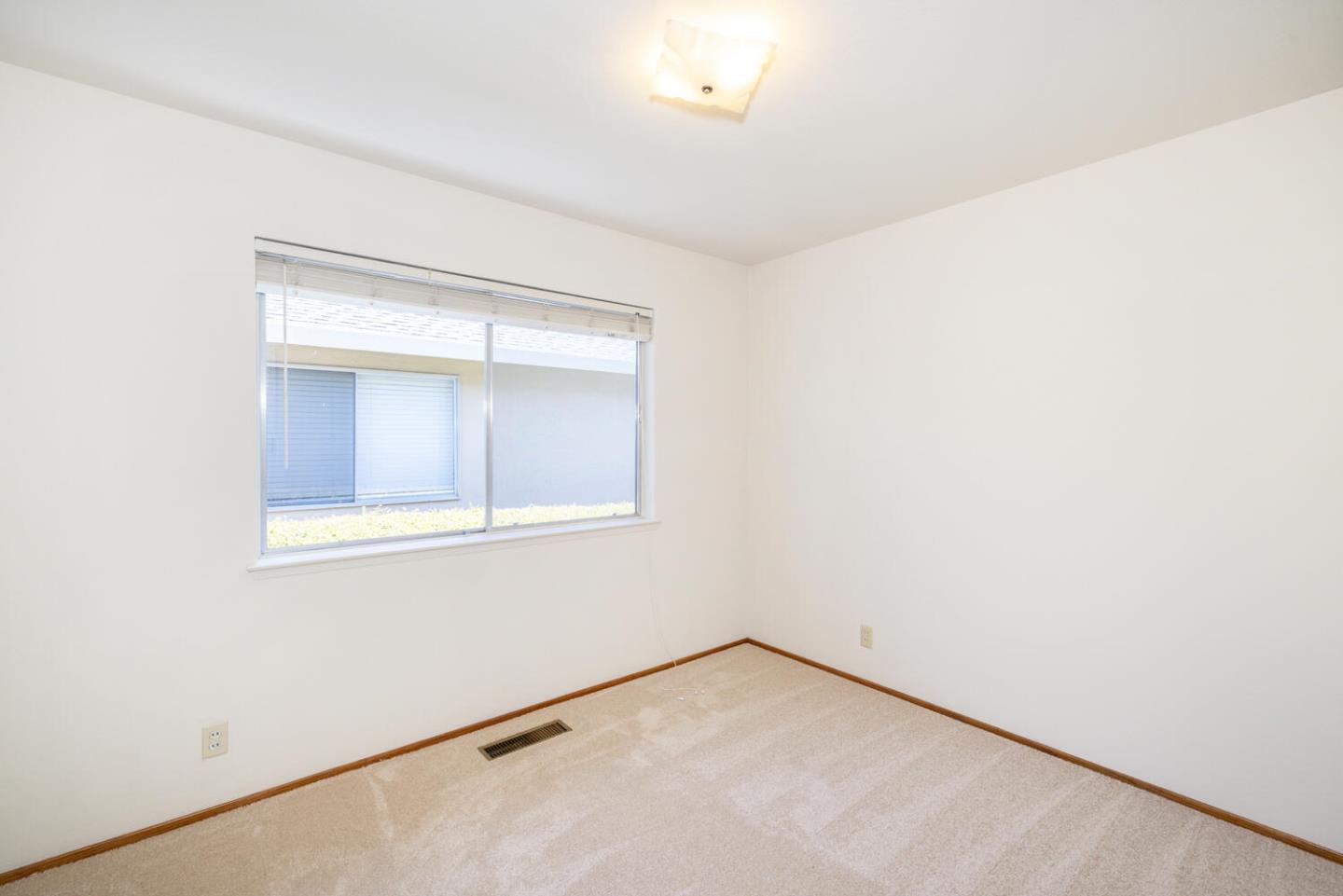 Detail Gallery Image 15 of 47 For 1648 Oak Ave, Redwood City,  CA 94061 - – Beds | – Baths