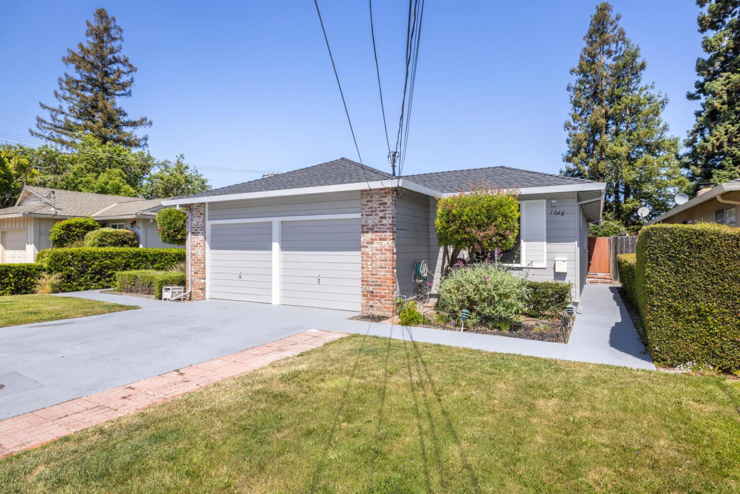 Detail Gallery Image 2 of 47 For 1648 Oak Ave, Redwood City,  CA 94061 - – Beds | – Baths