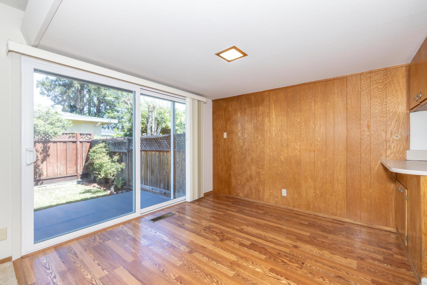 Detail Gallery Image 32 of 47 For 1648 Oak Ave, Redwood City,  CA 94061 - – Beds | – Baths