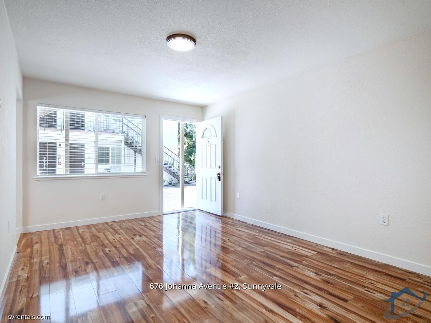 Detail Gallery Image 3 of 15 For 676 Johanna Ave #2,  Sunnyvale,  CA 94085 - 2 Beds | 1 Baths