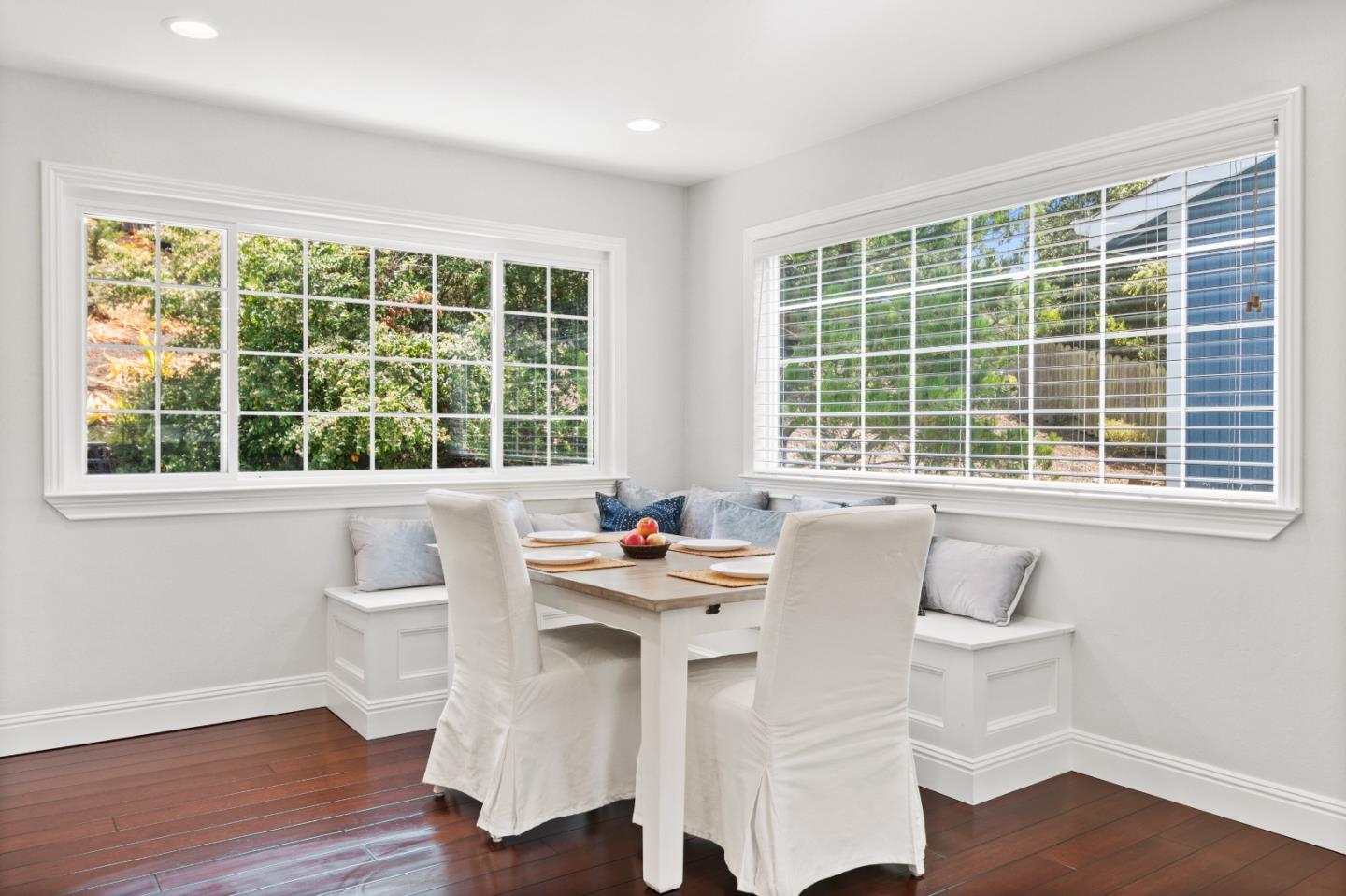 Detail Gallery Image 14 of 51 For 330 Avenue Portola, El Granada,  CA 94018 - 5 Beds | 2 Baths