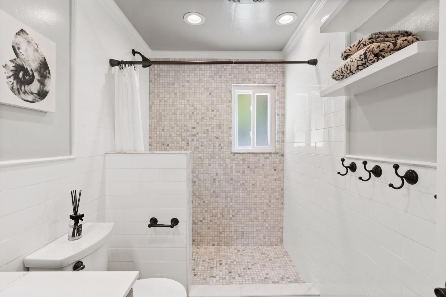 Detail Gallery Image 38 of 51 For 330 Avenue Portola, El Granada,  CA 94018 - 5 Beds | 2 Baths