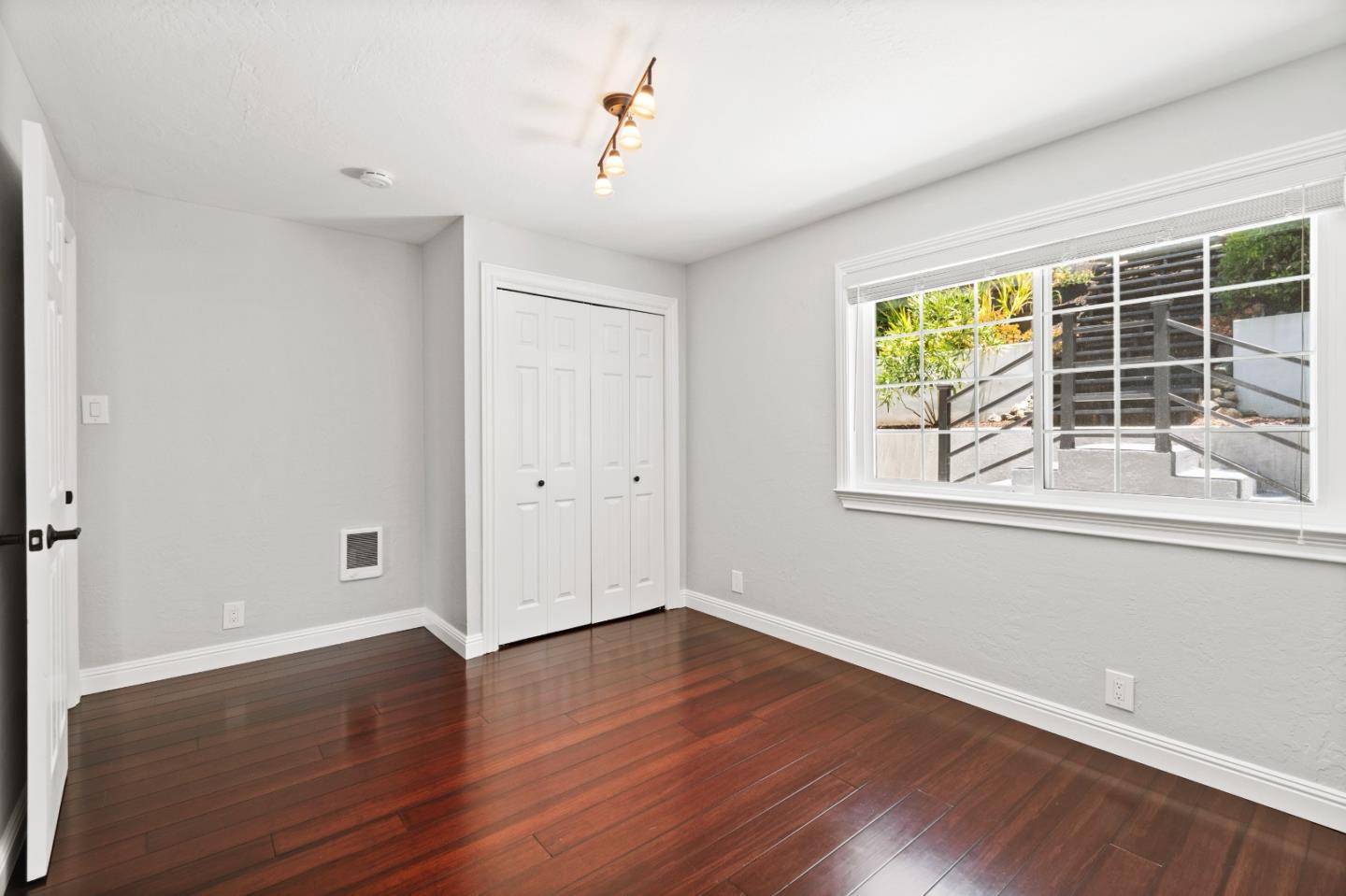 Detail Gallery Image 40 of 51 For 330 Avenue Portola, El Granada,  CA 94018 - 5 Beds | 2 Baths