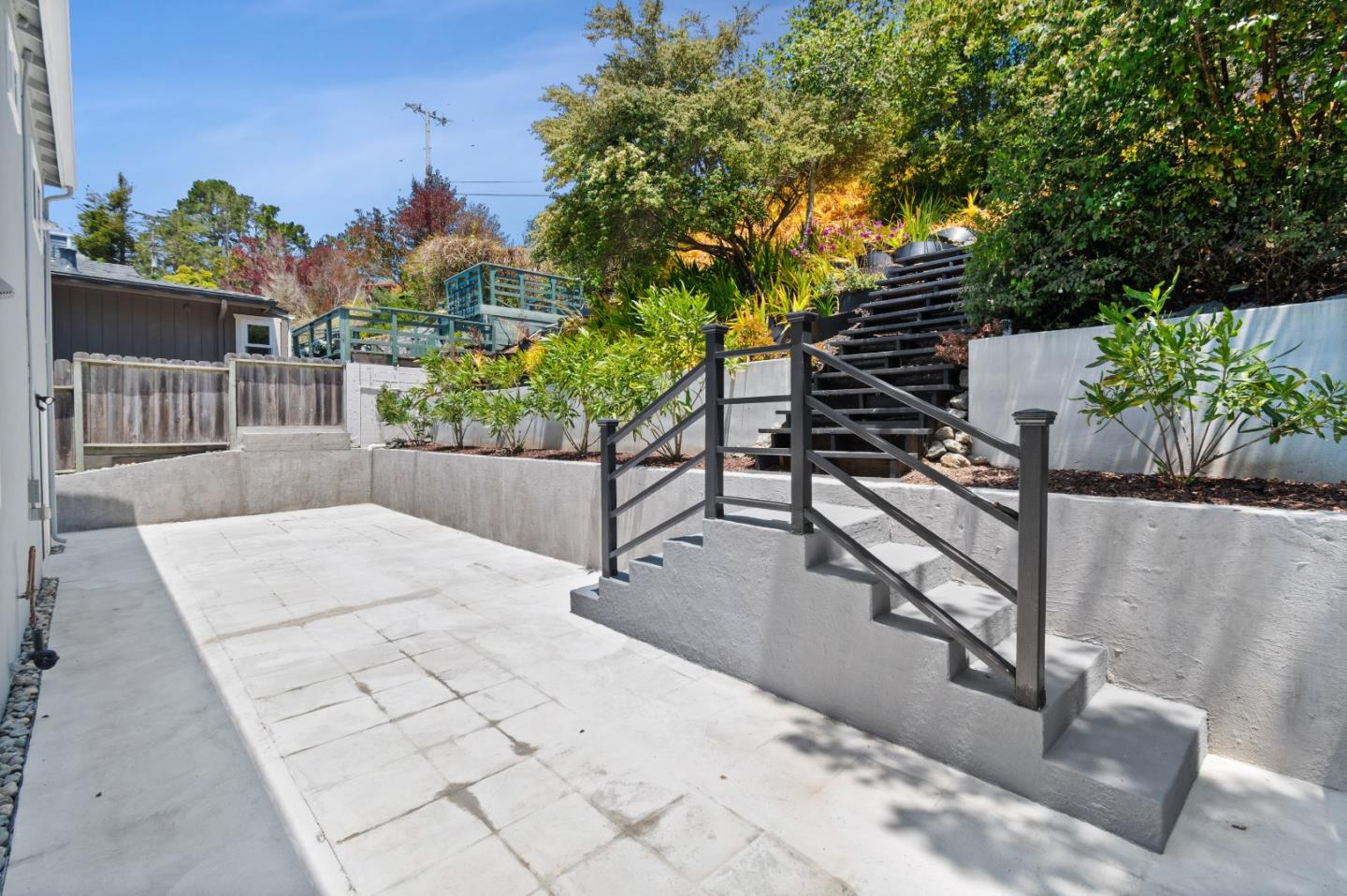 Detail Gallery Image 47 of 51 For 330 Avenue Portola, El Granada,  CA 94018 - 5 Beds | 2 Baths