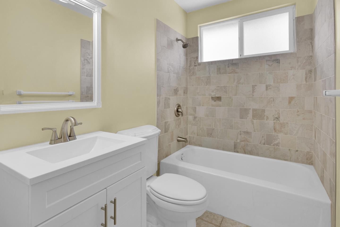Detail Gallery Image 16 of 32 For 45175 Merritt St, King City,  CA 93930 - 3 Beds | 2 Baths