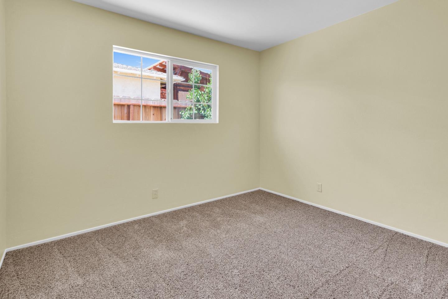 Detail Gallery Image 17 of 32 For 45175 Merritt St, King City,  CA 93930 - 3 Beds | 2 Baths