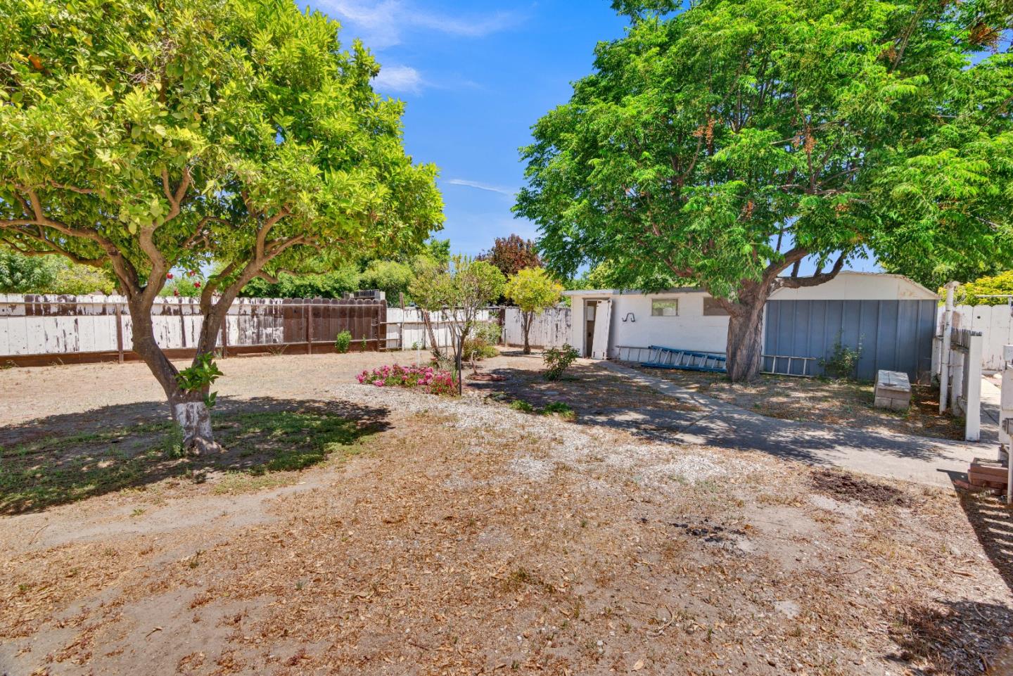 Detail Gallery Image 30 of 32 For 45175 Merritt St, King City,  CA 93930 - 3 Beds | 2 Baths