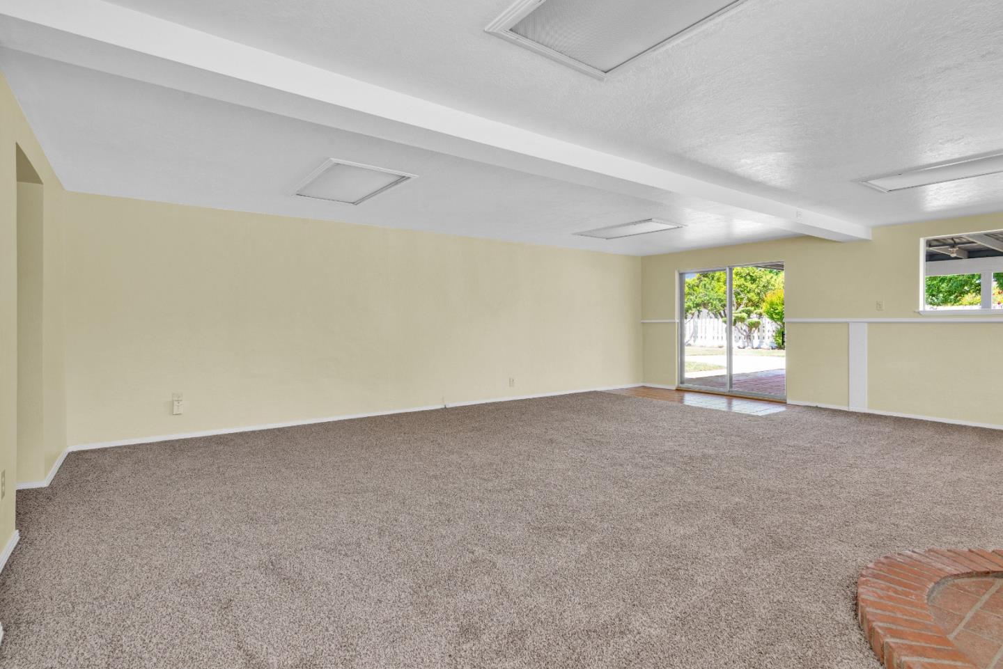 Detail Gallery Image 9 of 32 For 45175 Merritt St, King City,  CA 93930 - 3 Beds | 2 Baths