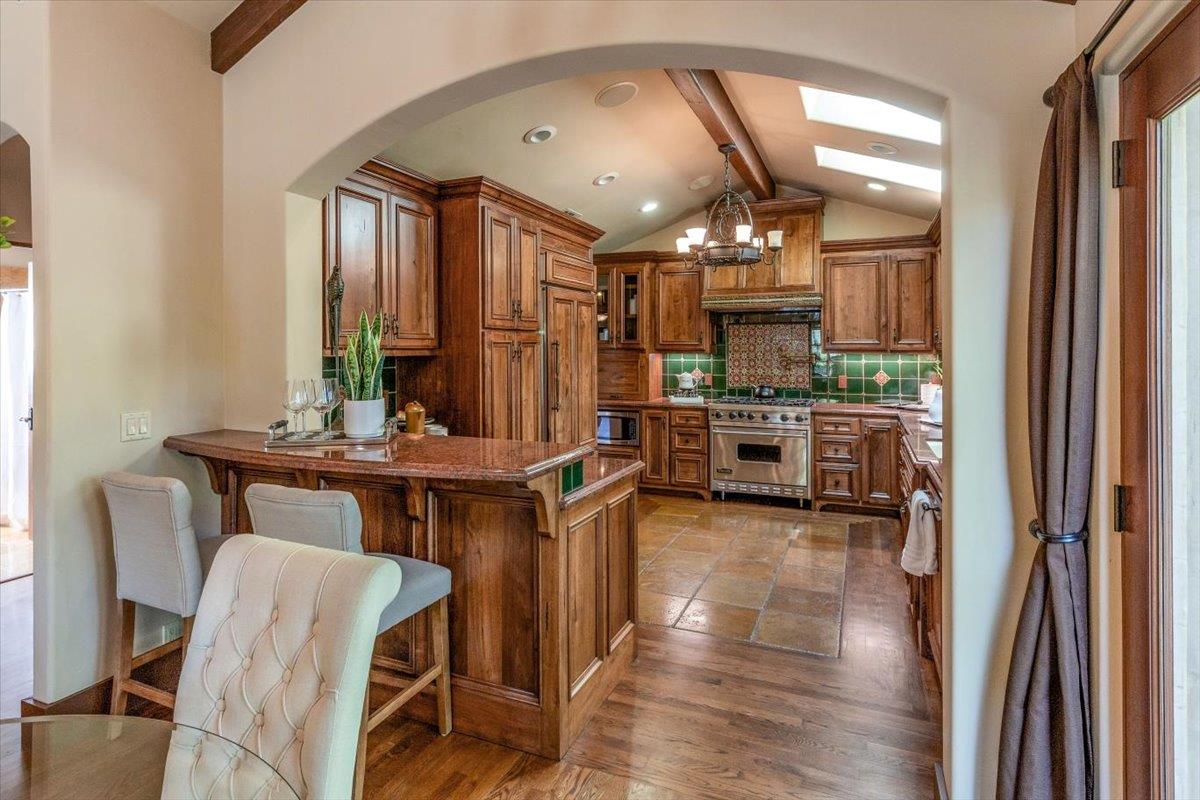 Detail Gallery Image 8 of 34 For 216 San Mateo Ave, Los Gatos,  CA 95030 - 3 Beds | 3 Baths