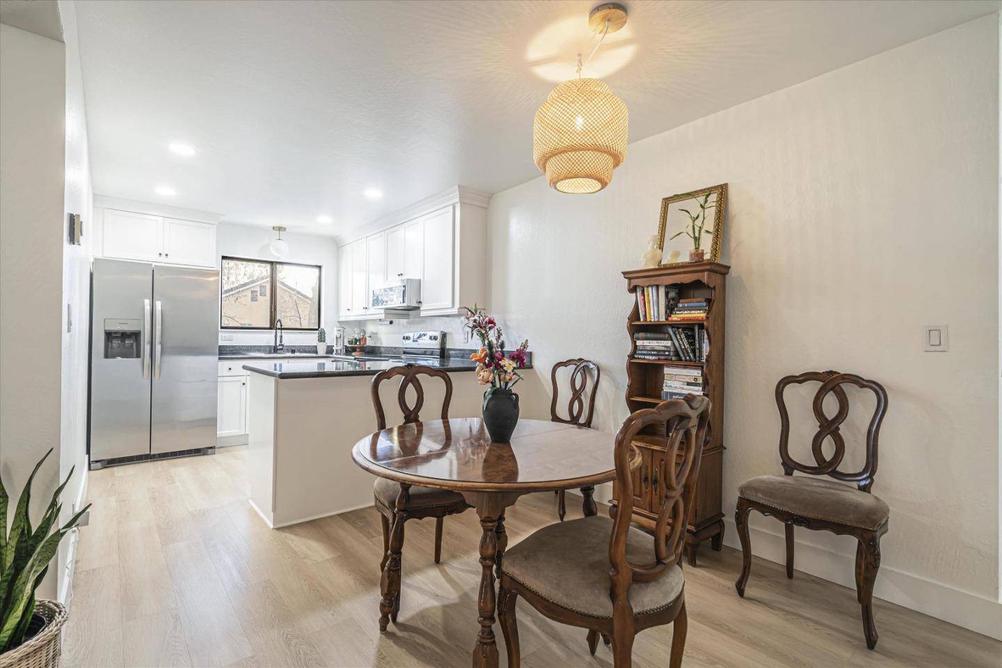 Detail Gallery Image 10 of 33 For 38780 Tyson Ln 205c,  Fremont,  CA 94536 - 1 Beds | 1 Baths
