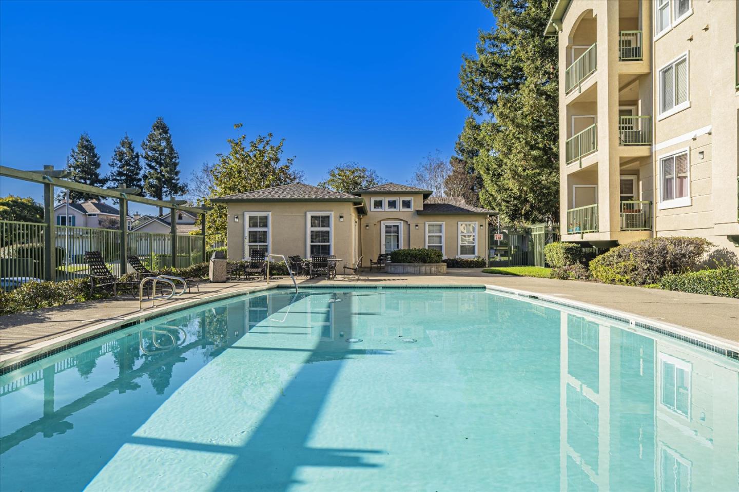 Detail Gallery Image 27 of 33 For 38780 Tyson Ln 205c,  Fremont,  CA 94536 - 1 Beds | 1 Baths